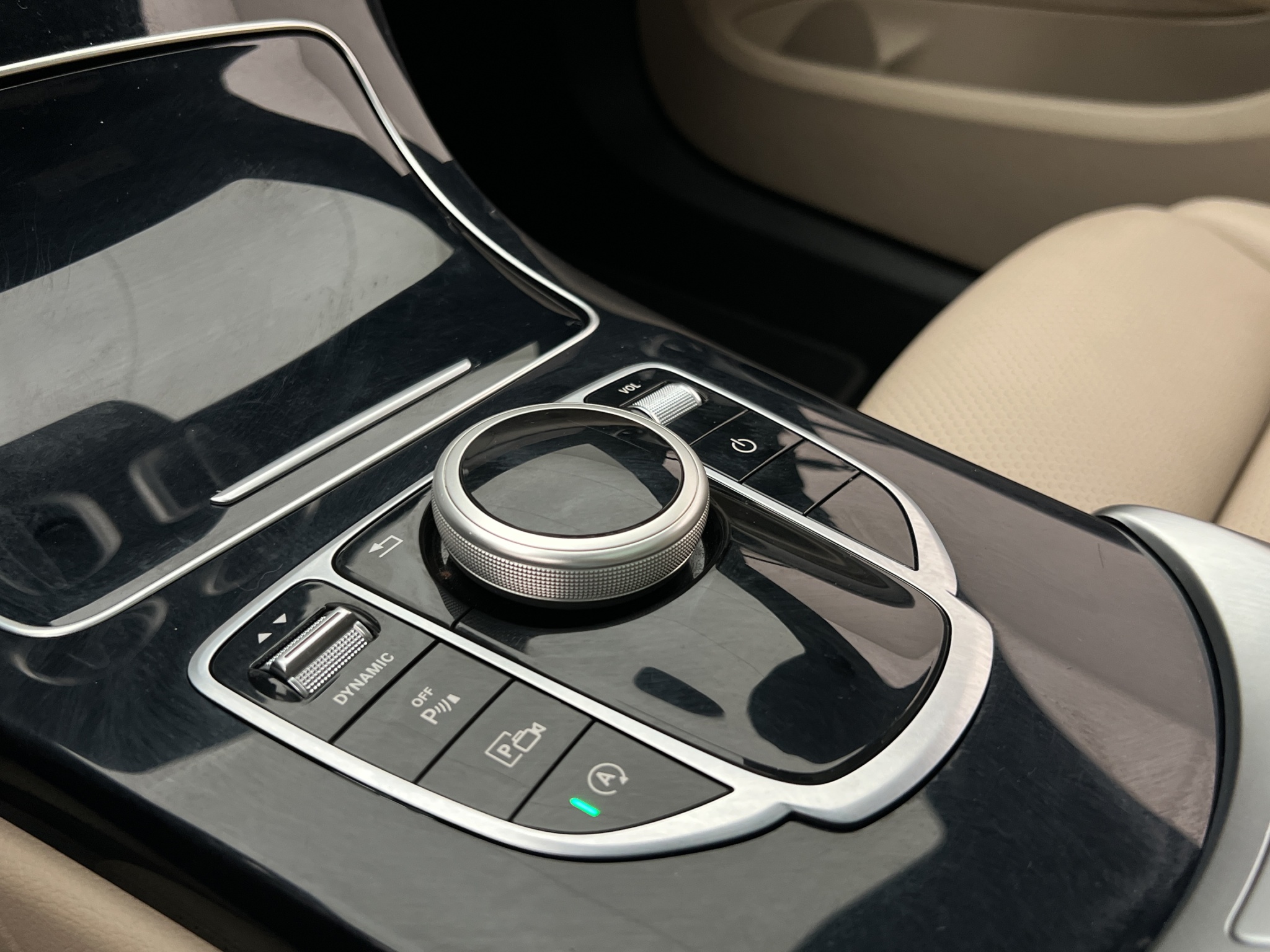 Mercedes-benz C200 2019 - miniatyr 23