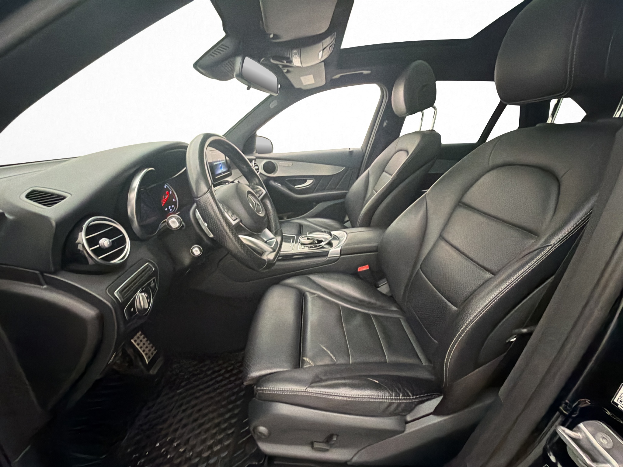 Mercedes-benz GLC 220d 2018 - miniatyr 6