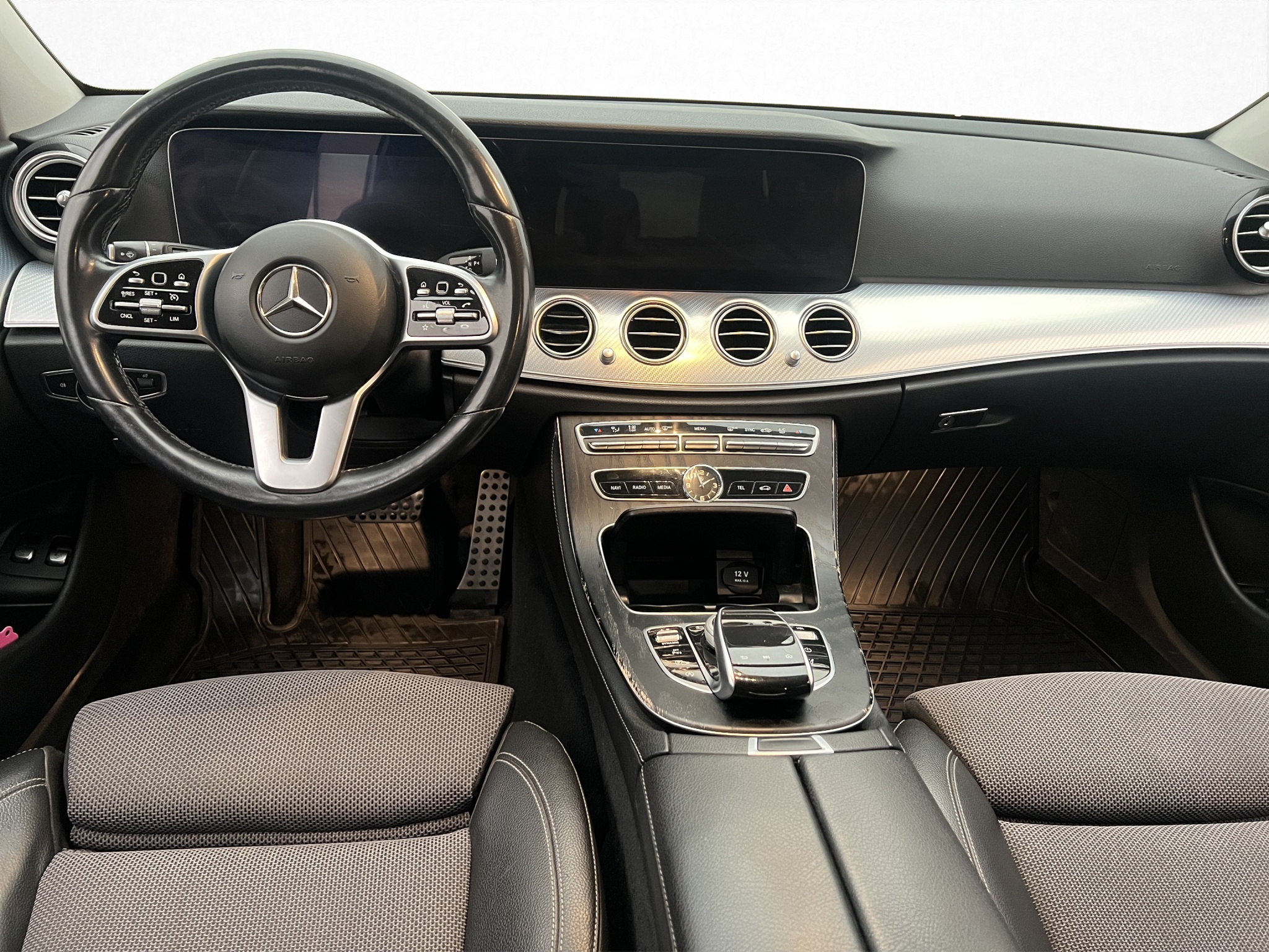 Mercedes-benz E200 2019 - miniatyr 12