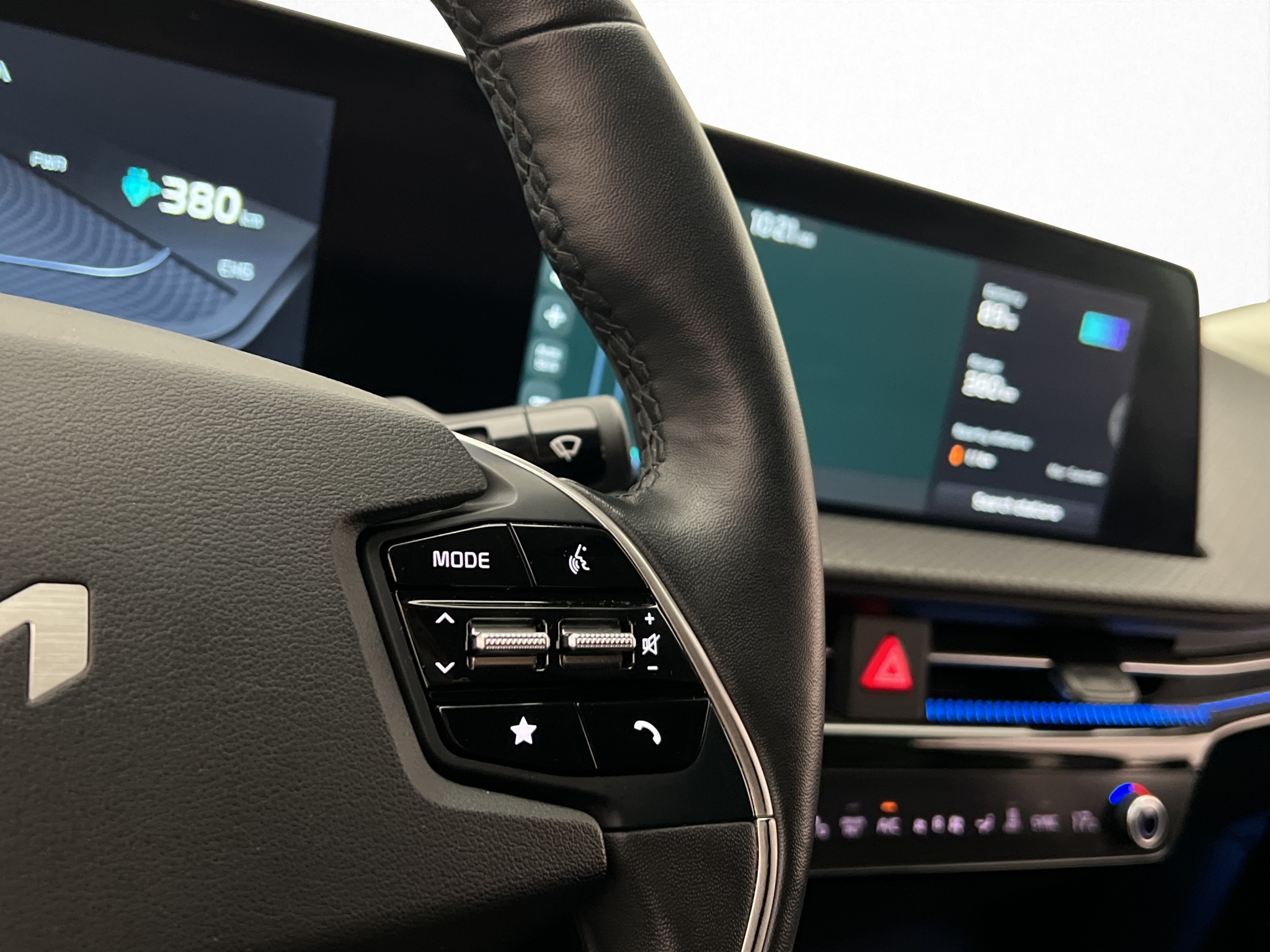 Kia EV6 2023 - miniatyr 16