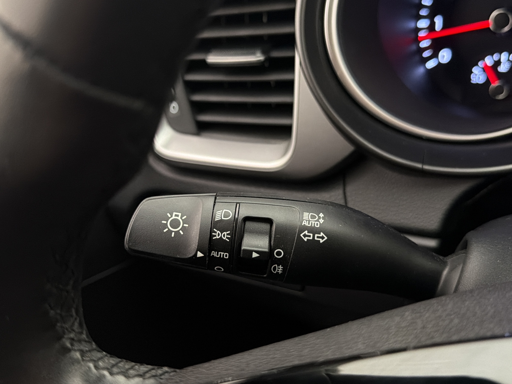 Kia Ceed 2025 - miniatyr 12