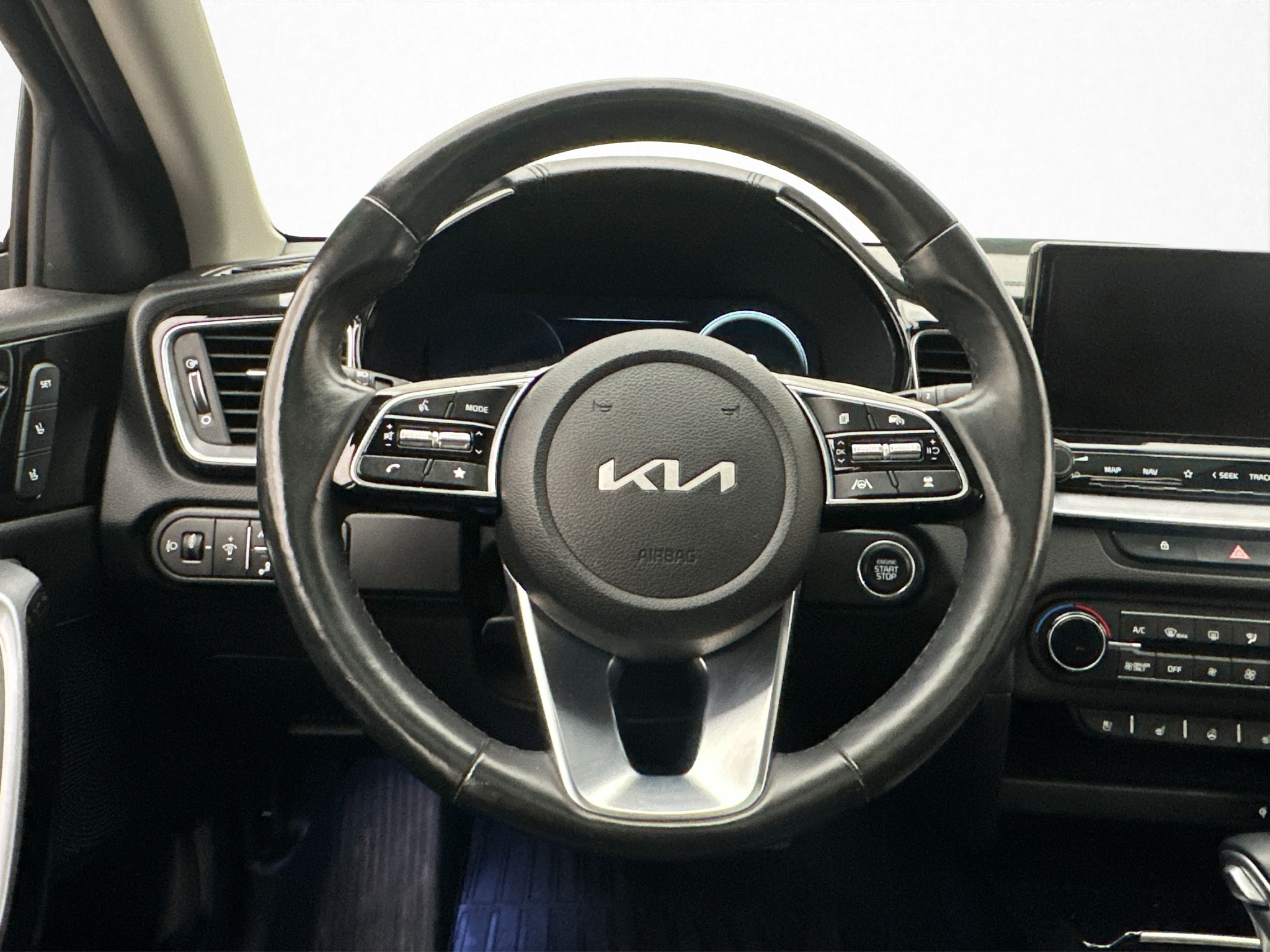 Kia Ceed 2022 - miniatyr 12