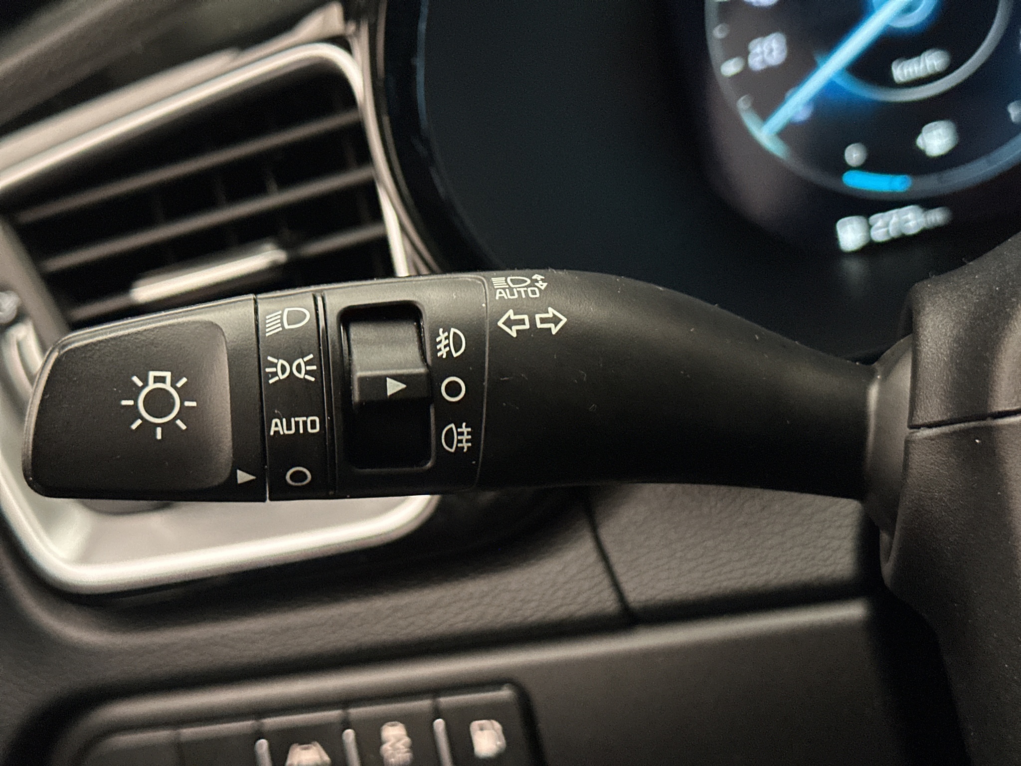 Kia Ceed 2022 - miniatyr 17