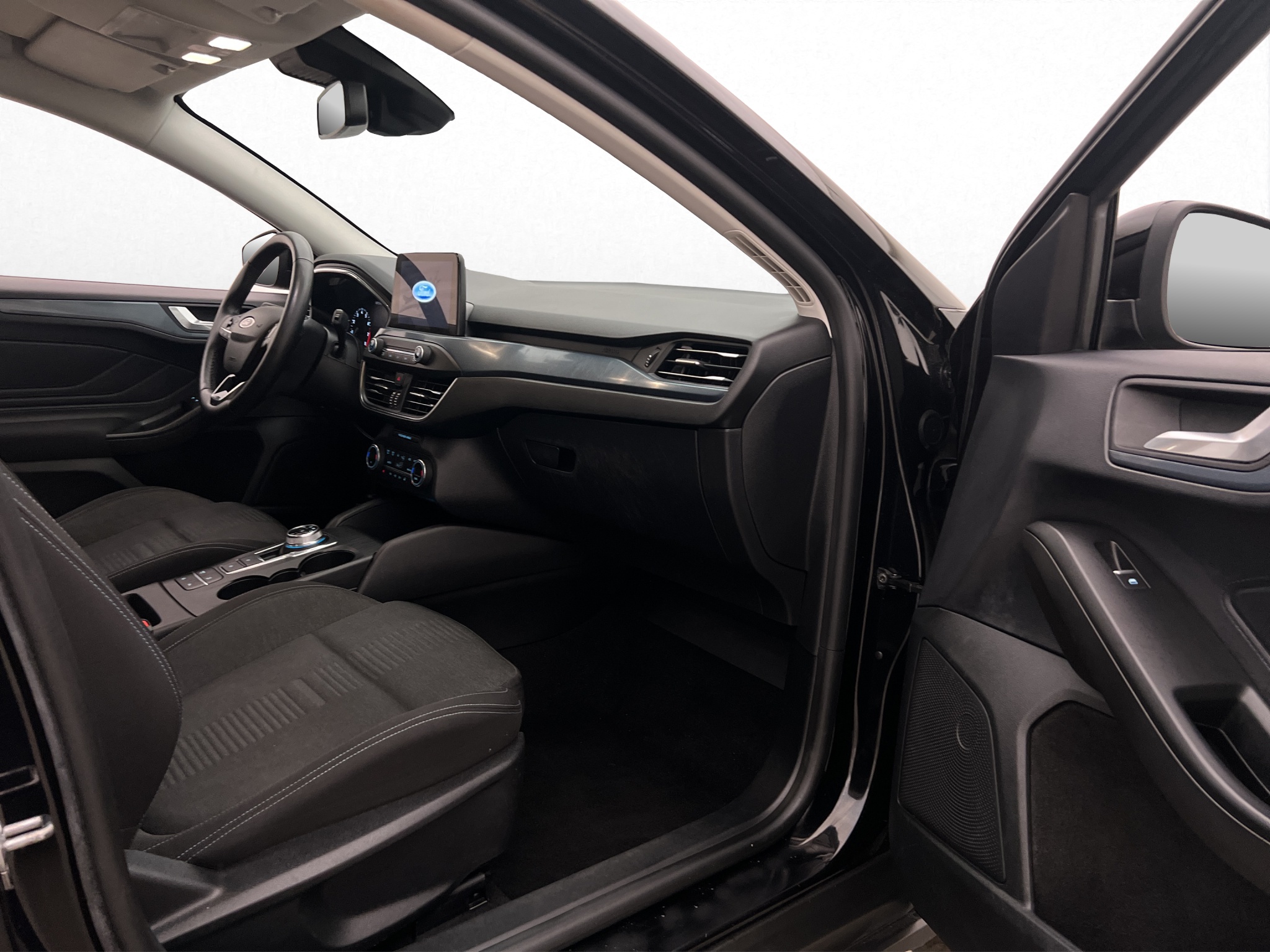 Ford Focus 2022 - miniatyr 25