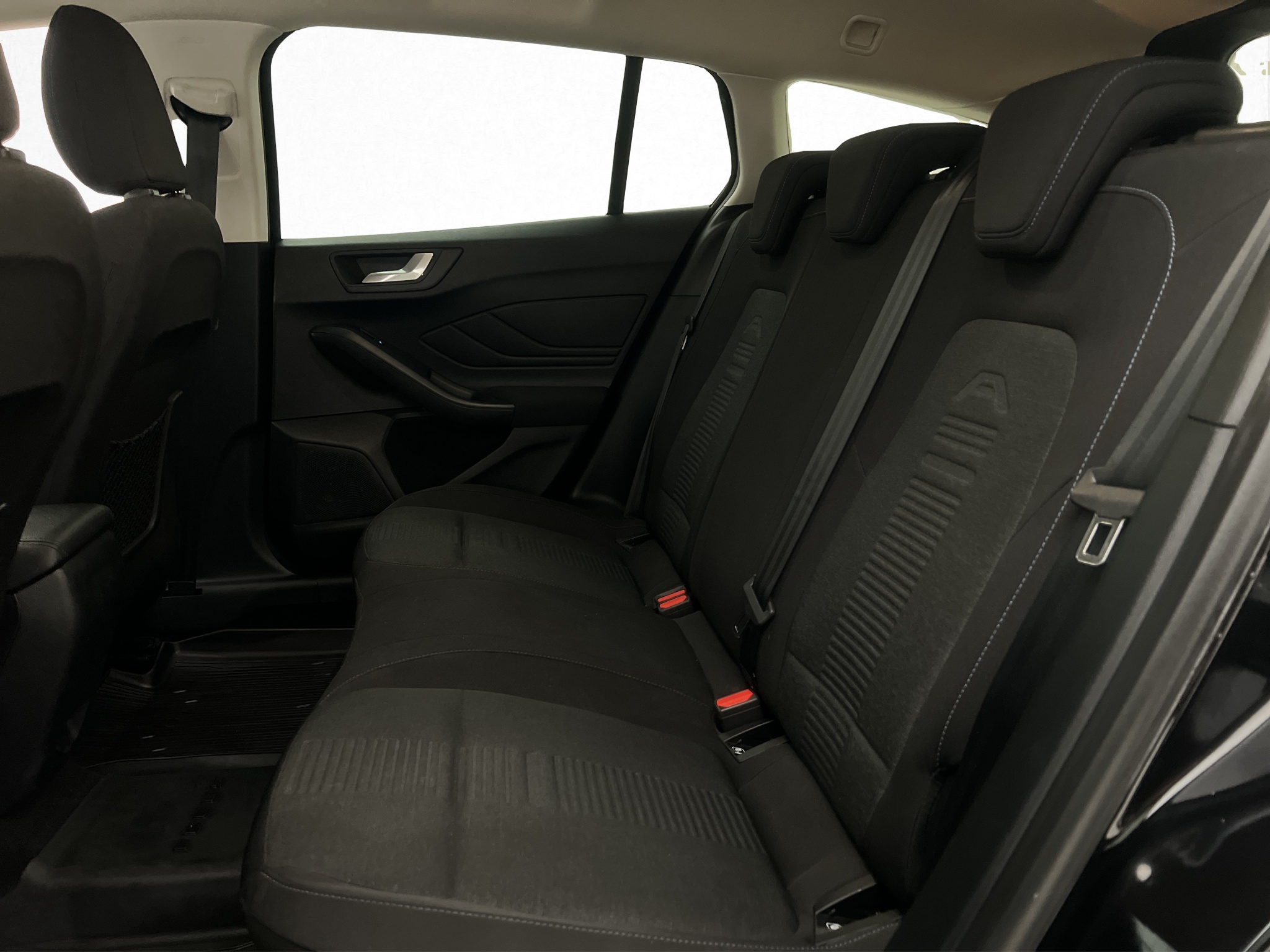 Ford Focus 2022 - miniatyr 26