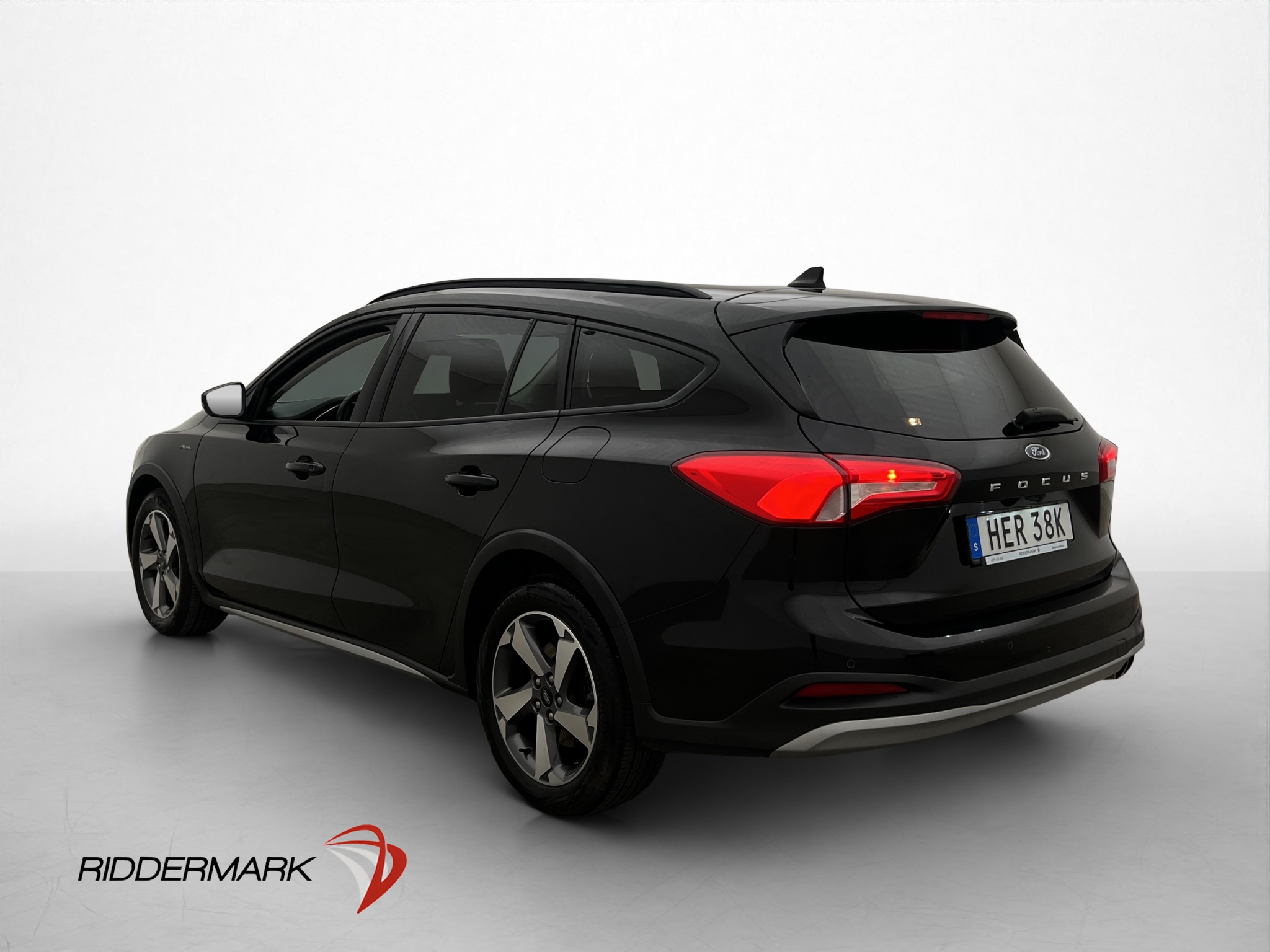 Ford Focus 2022 - miniatyr 9