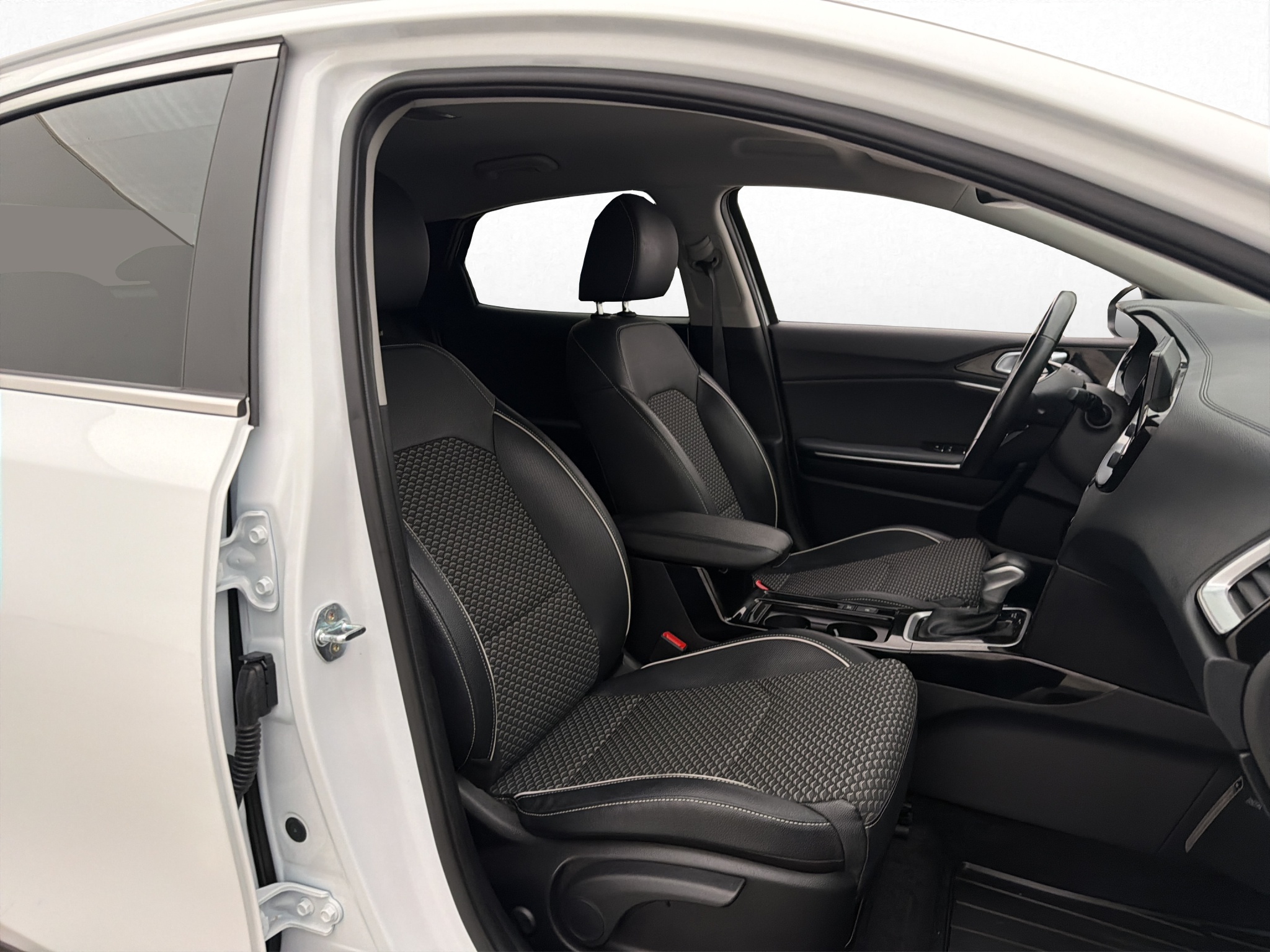 Kia XCeed 2023 - miniatyr 25