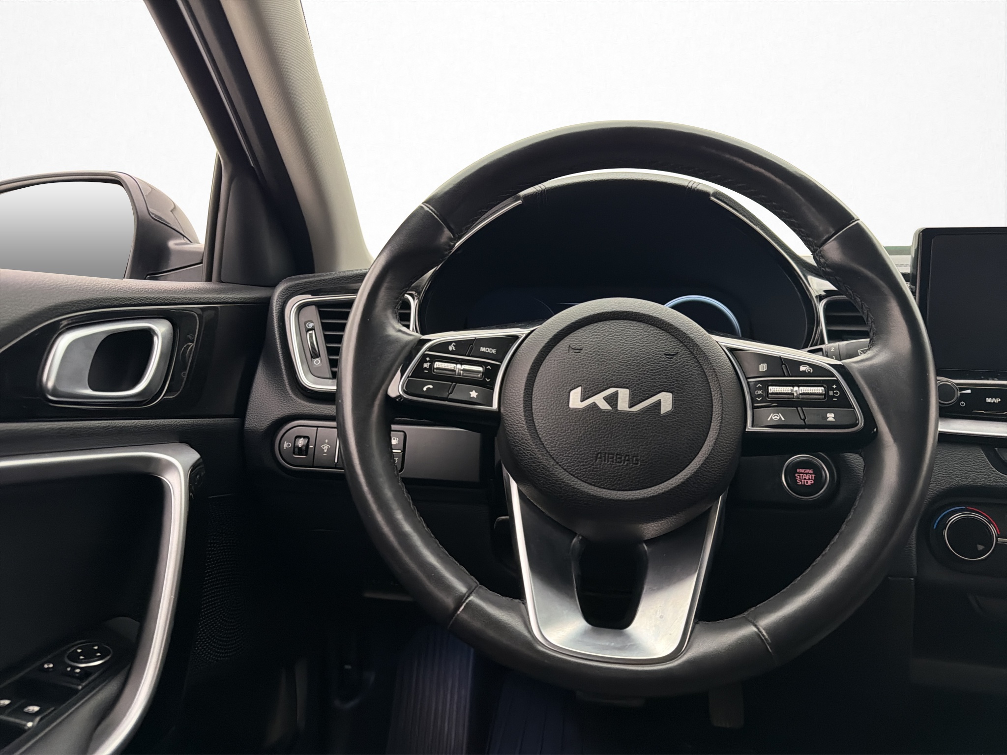 Kia XCeed 2023 - miniatyr 10