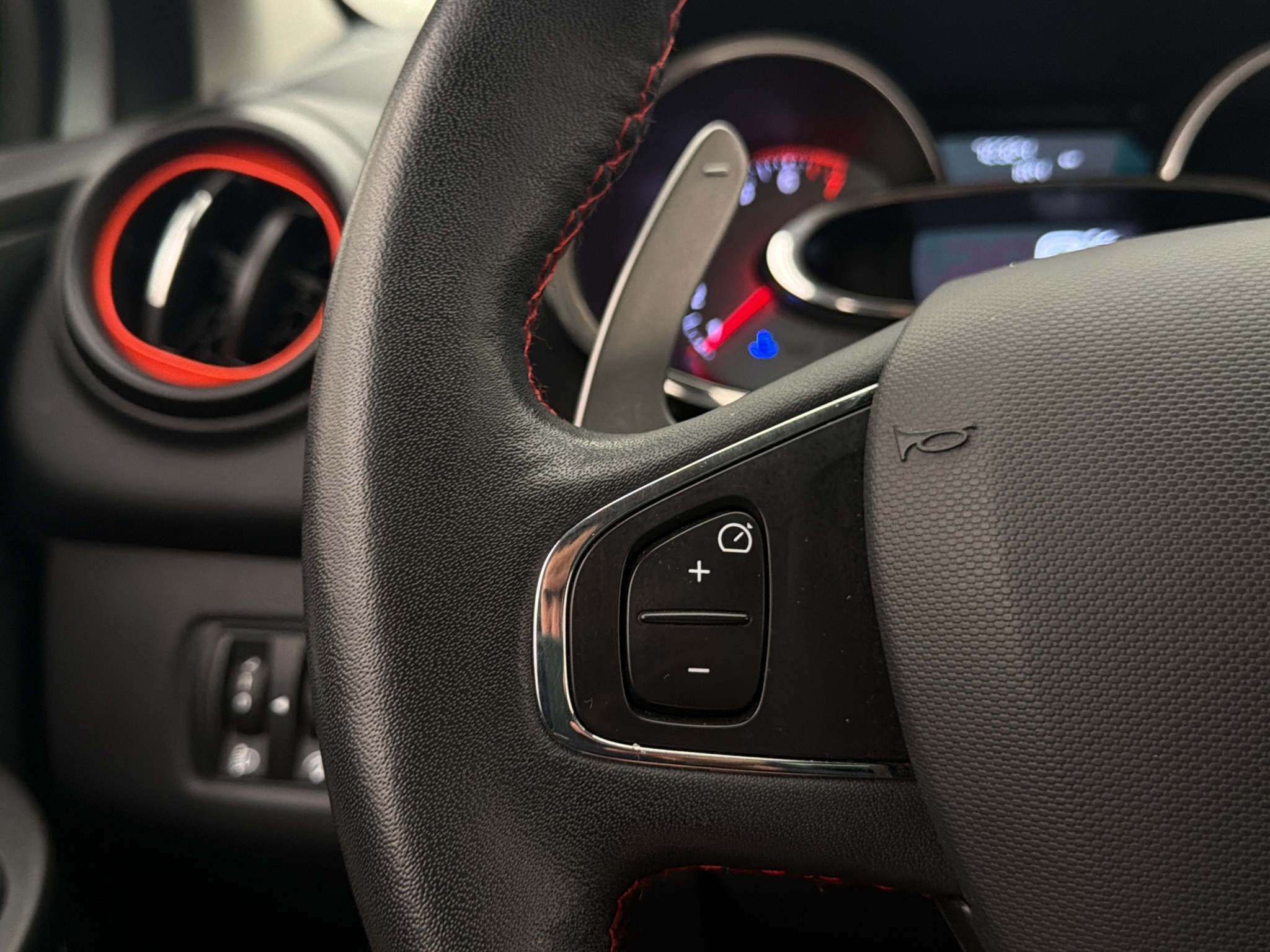 Renault Clio 2014 - miniatyr 14
