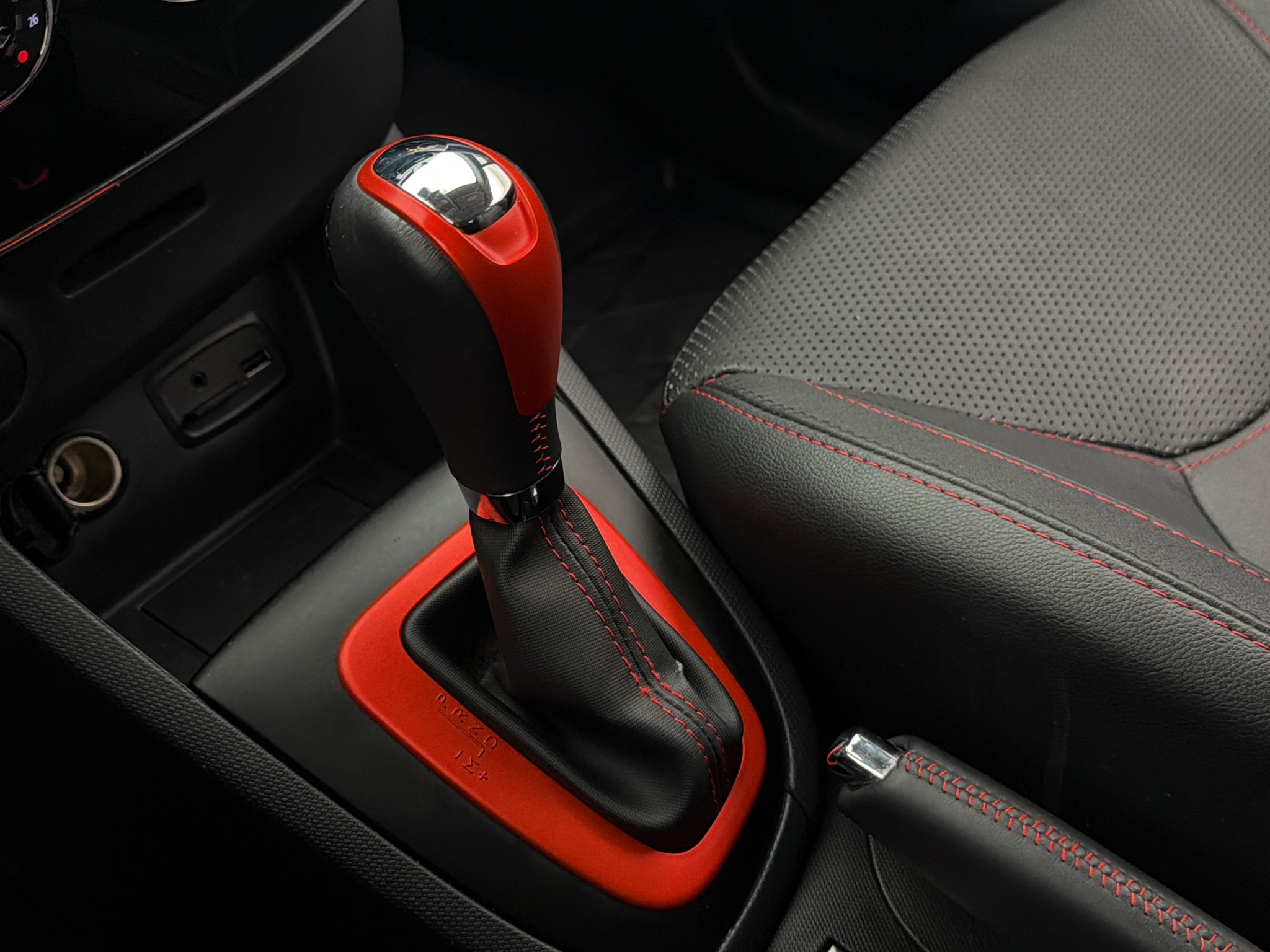 Renault Clio 2014 - miniatyr 22