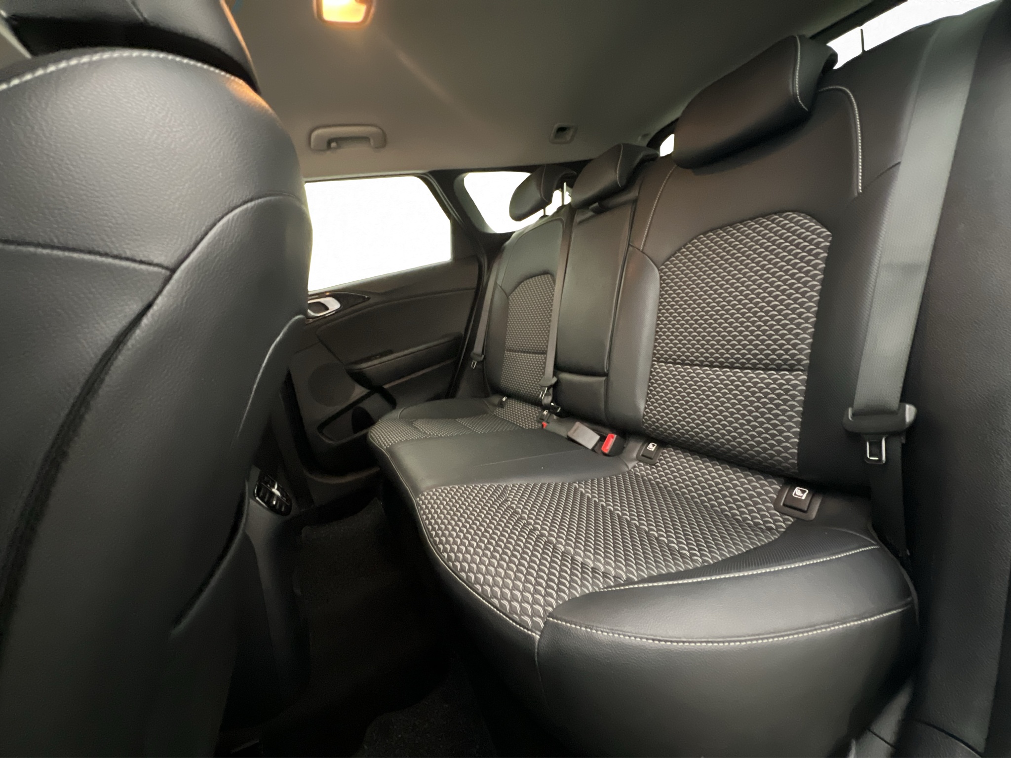 Kia Ceed 2023 - miniatyr 24