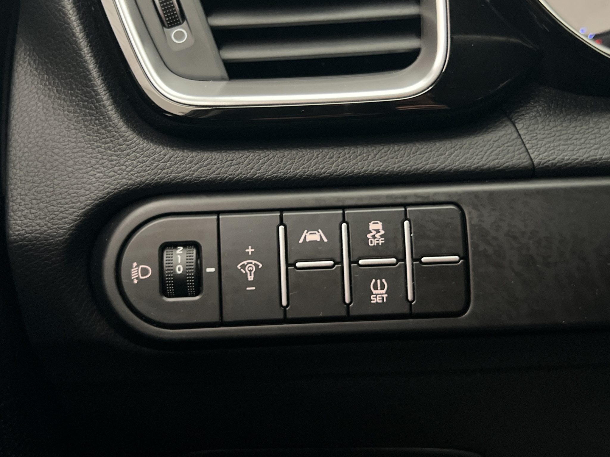 Kia Ceed 2023 - miniatyr 10