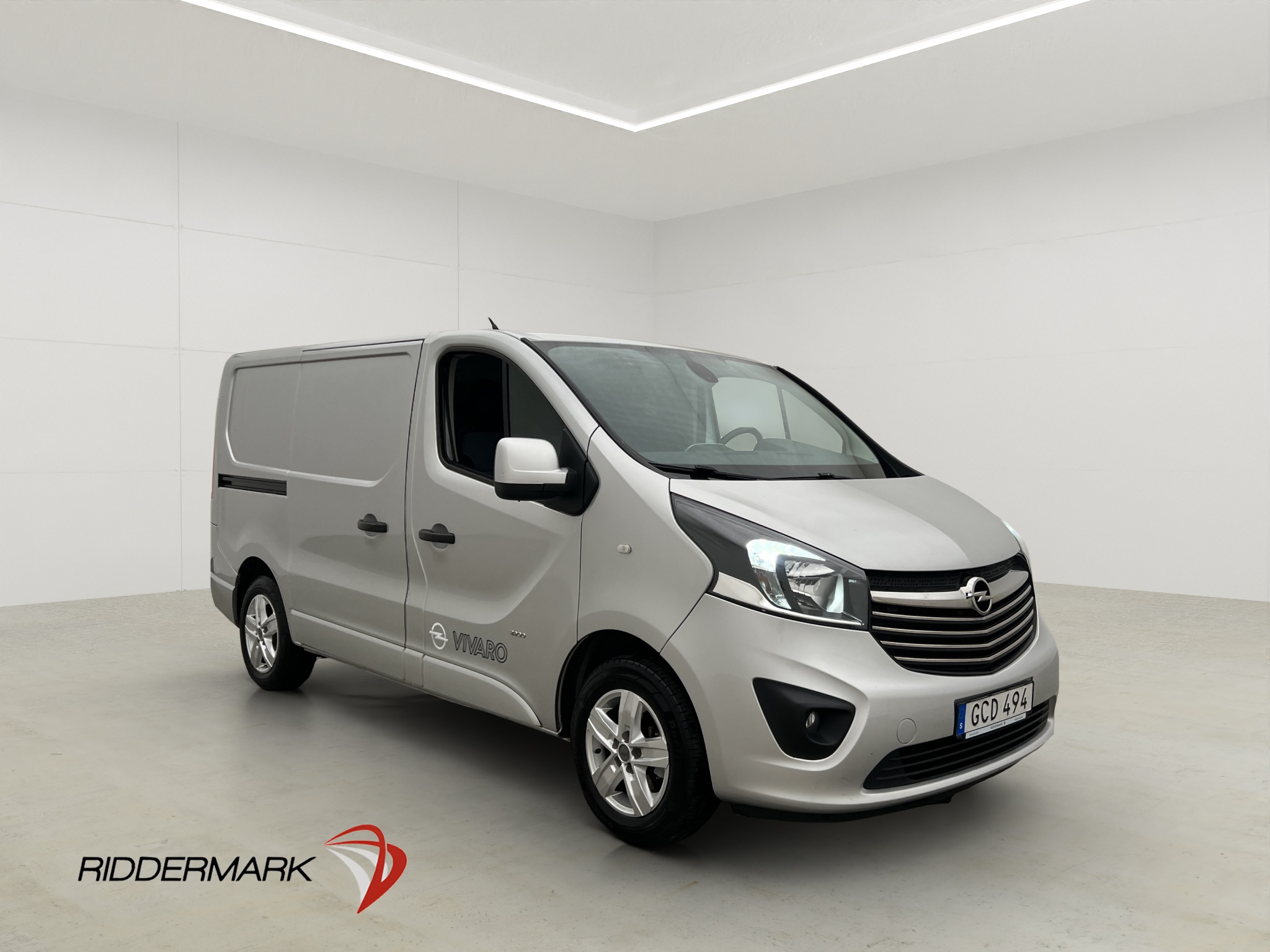 Opel Vivaro 2015 - bild 1 av 24