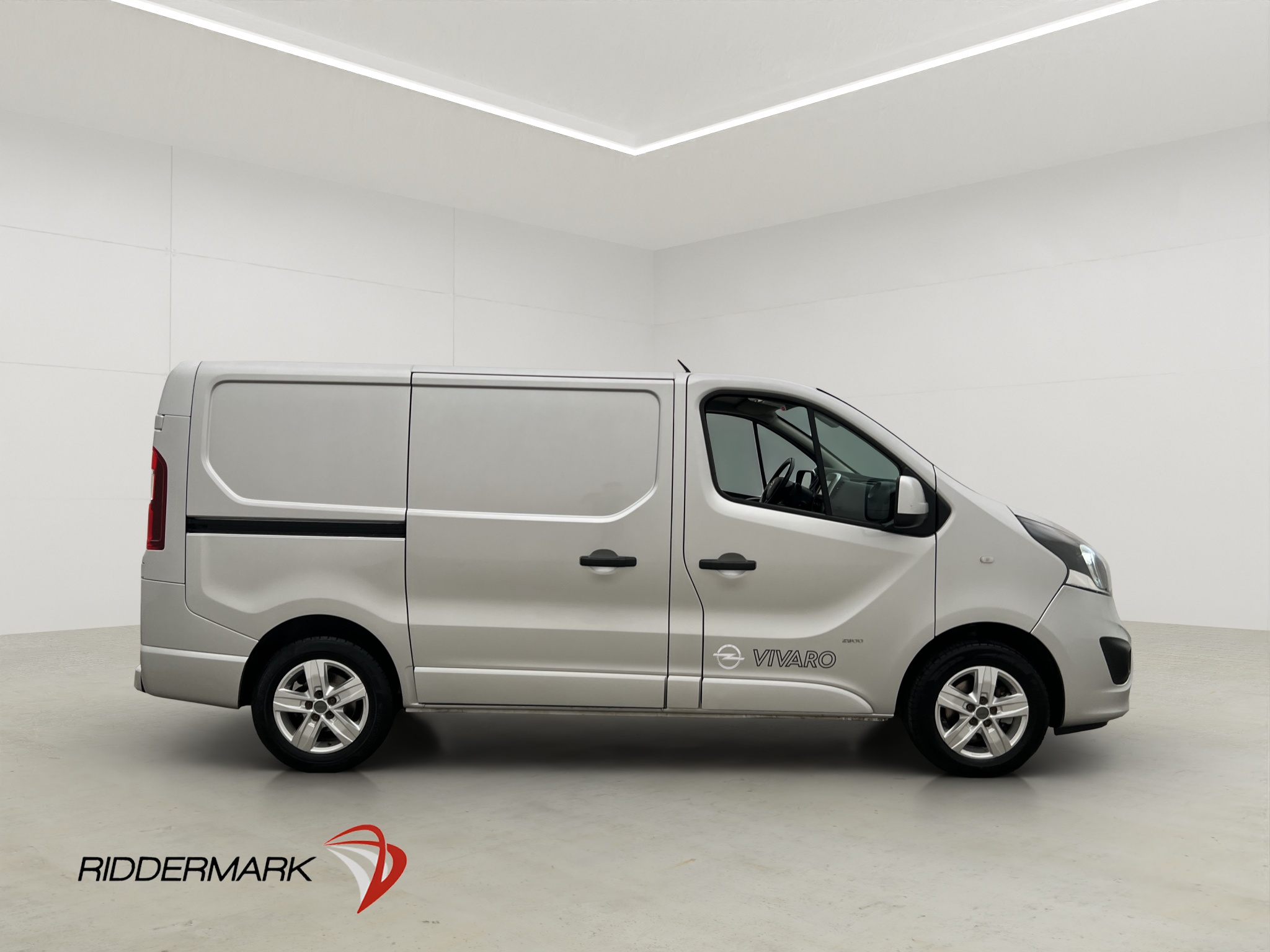 Opel Vivaro 2015 - miniatyr 3