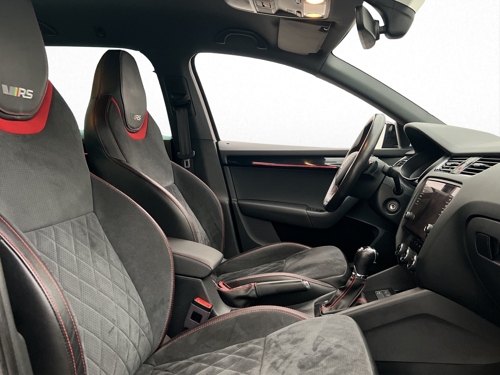 Skoda Octavia RS 2018 - miniatyr 27