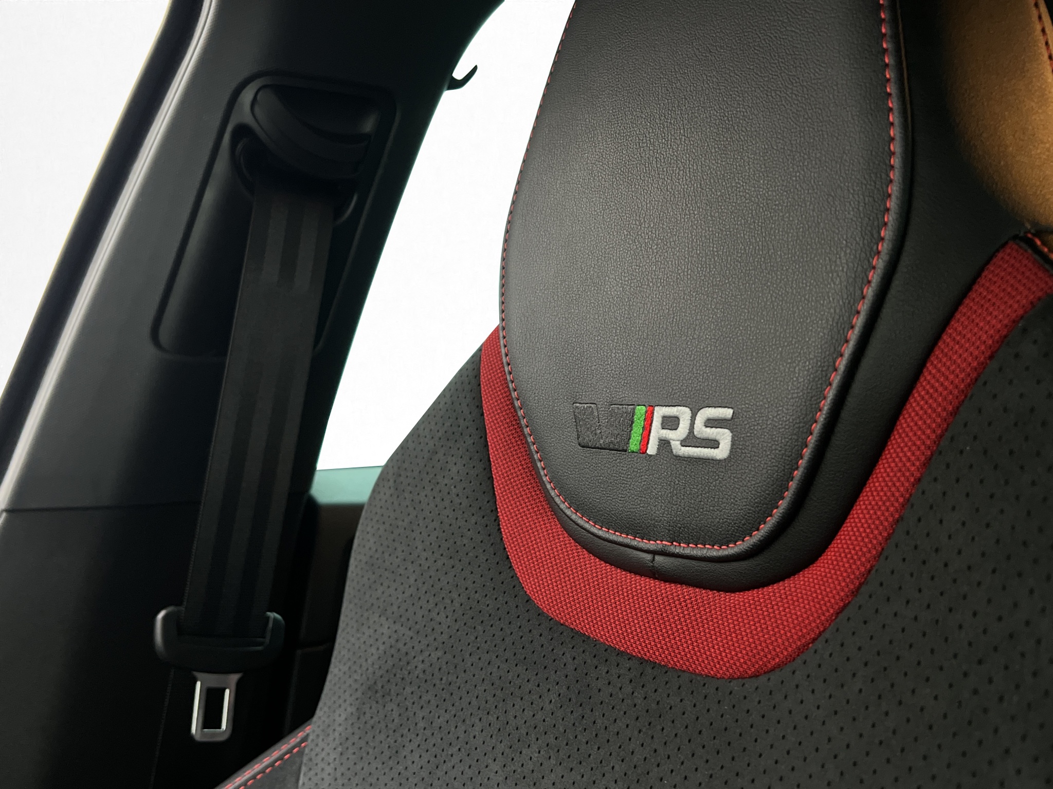 Skoda Octavia RS 2018 - miniatyr 10