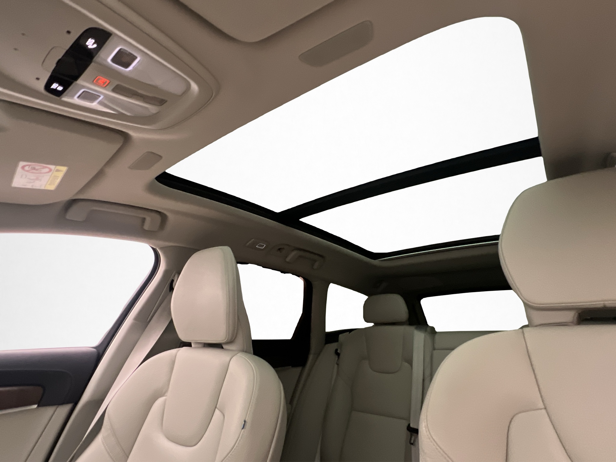 Volvo V90 Cross Country 2022 - miniatyr 12