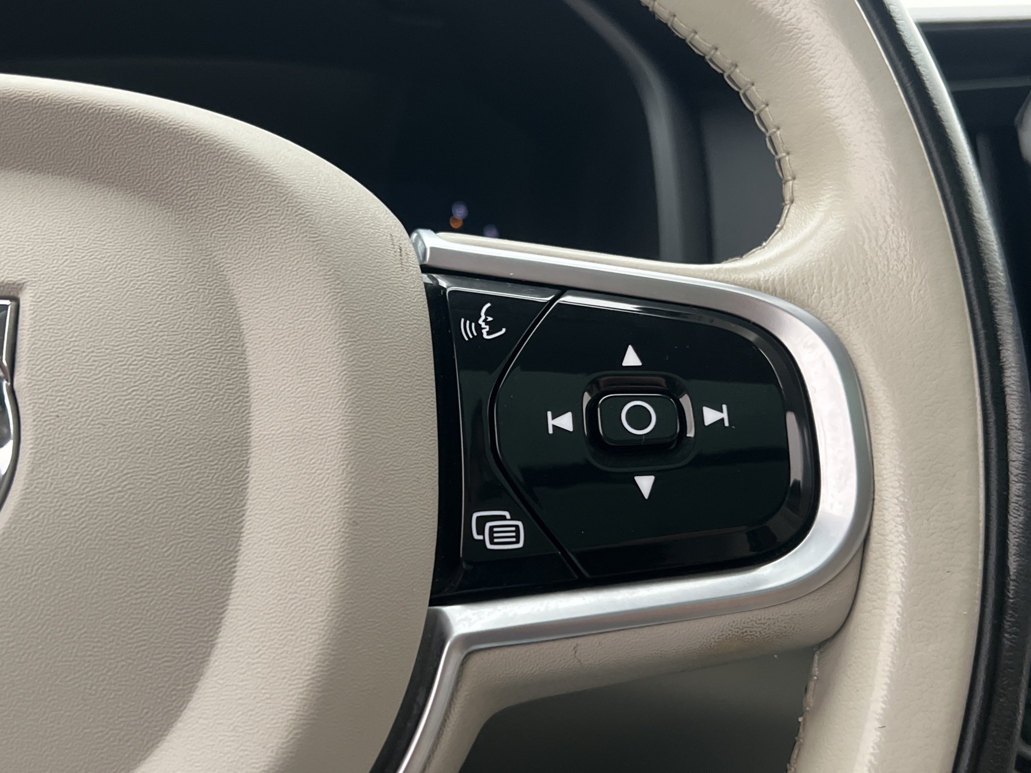 Volvo V90 Cross Country 2022 - miniatyr 20
