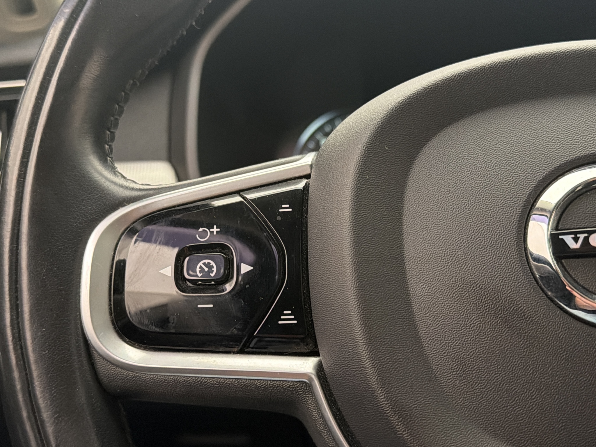 Volvo V90 Cross Country 2019 - miniatyr 16