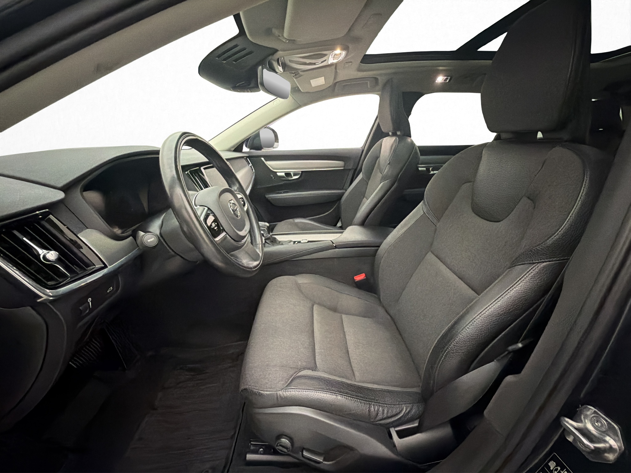 Volvo V90 Cross Country 2019 - miniatyr 10