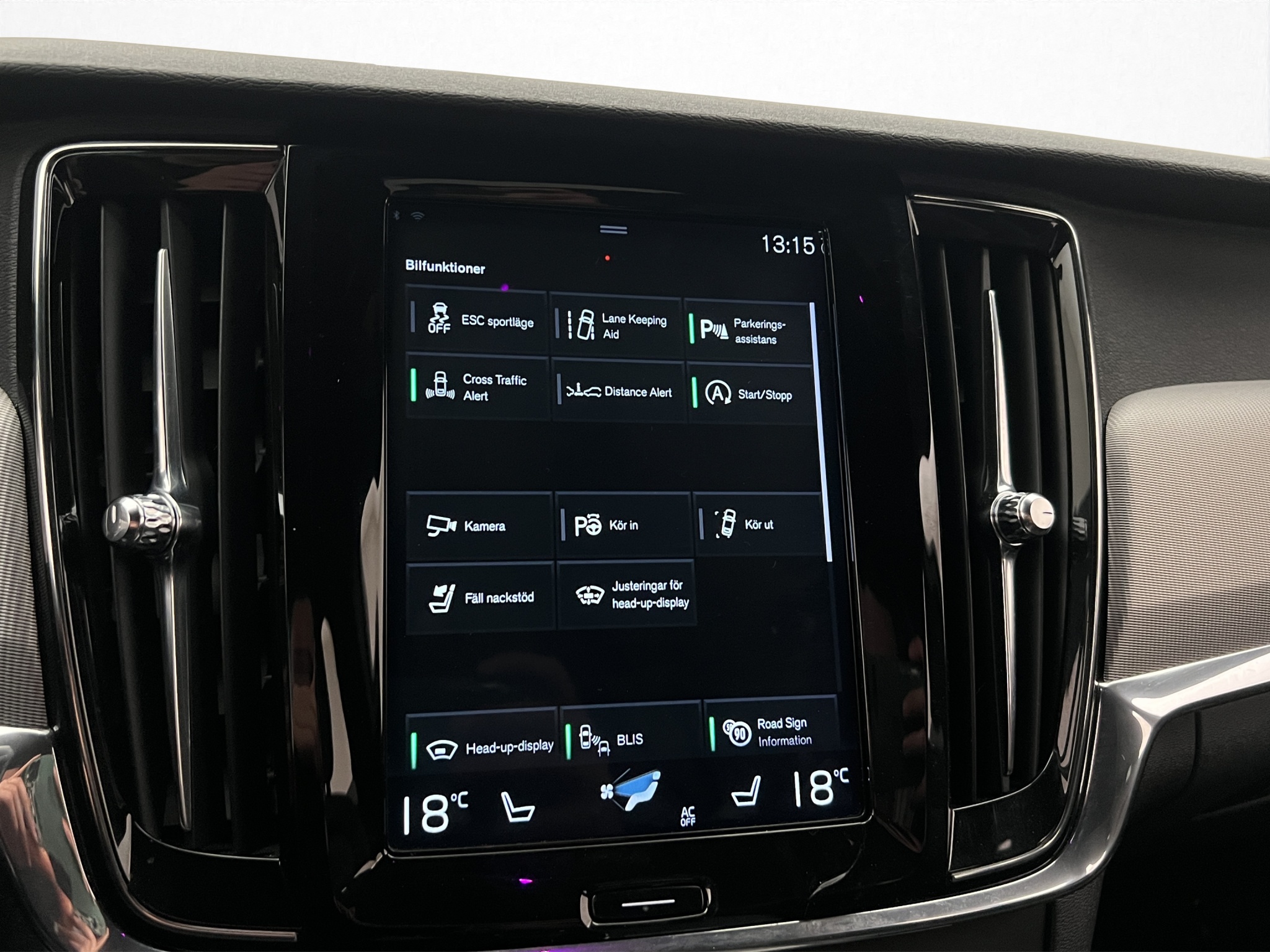 Volvo V90 2018 - miniatyr 24