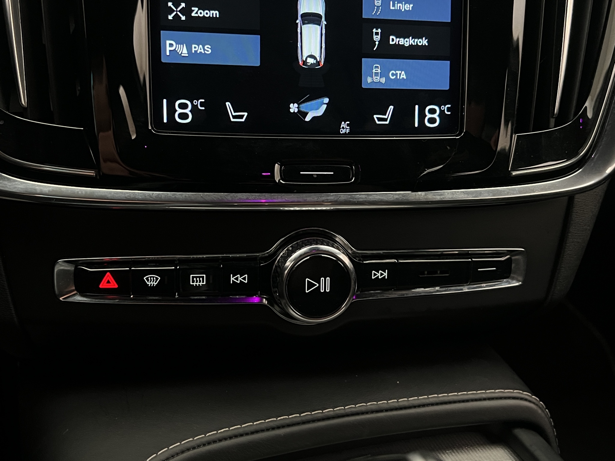 Volvo V90 2018 - miniatyr 26