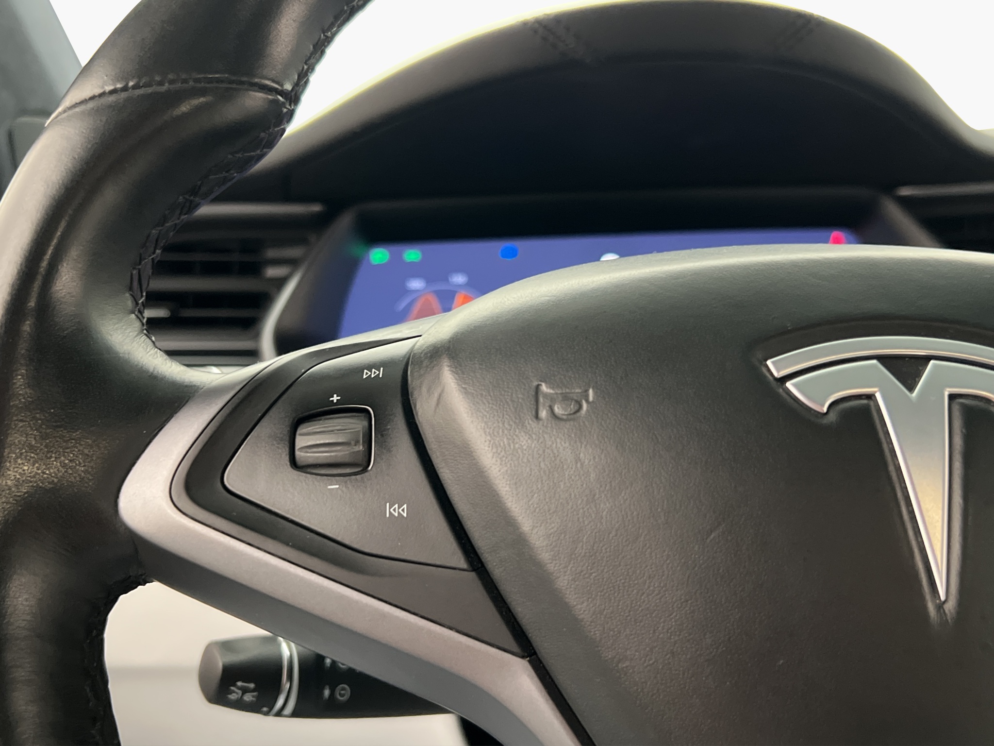 Tesla Model X 2020 - miniatyr 16