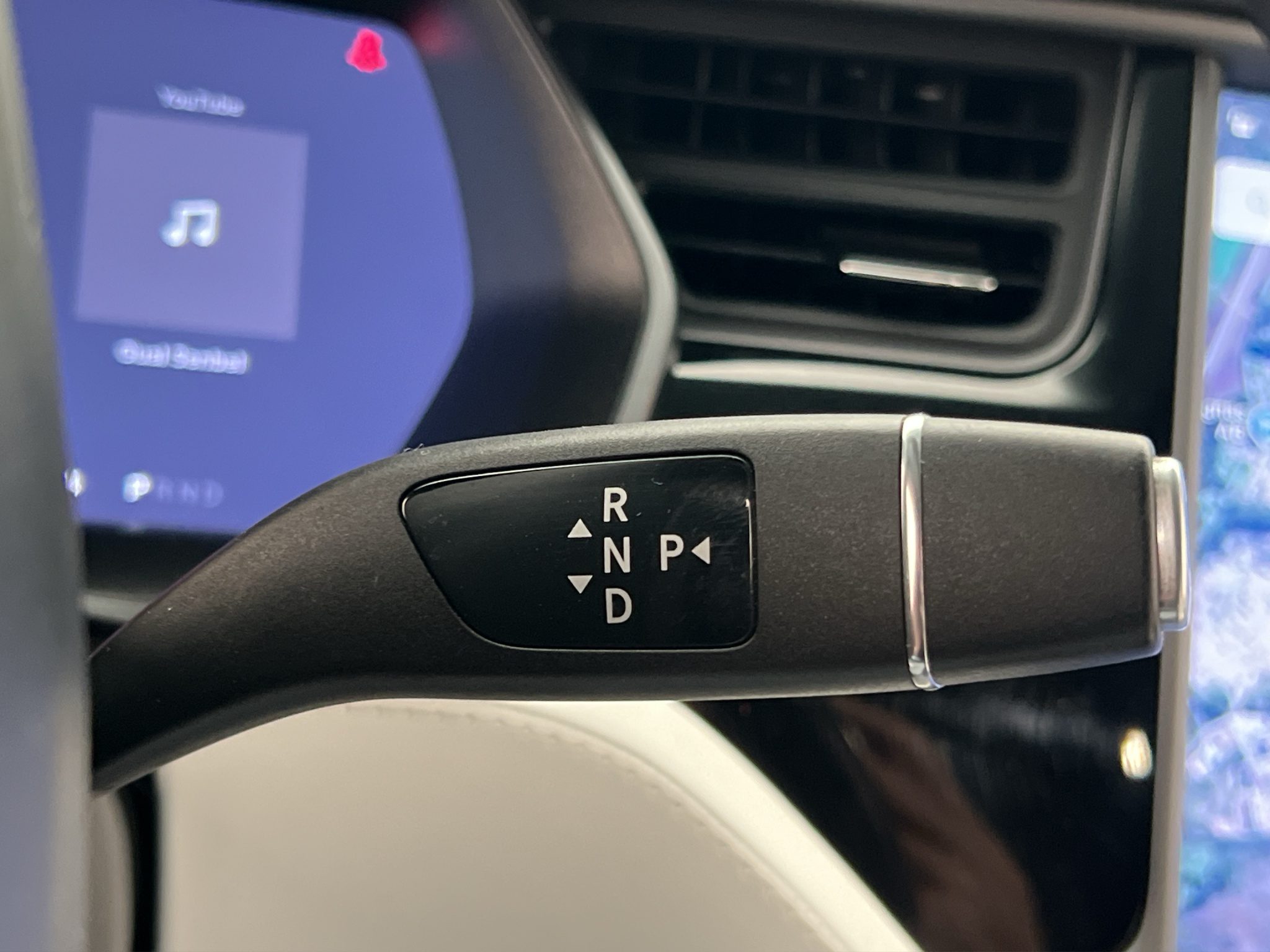 Tesla Model X 2020 - miniatyr 19