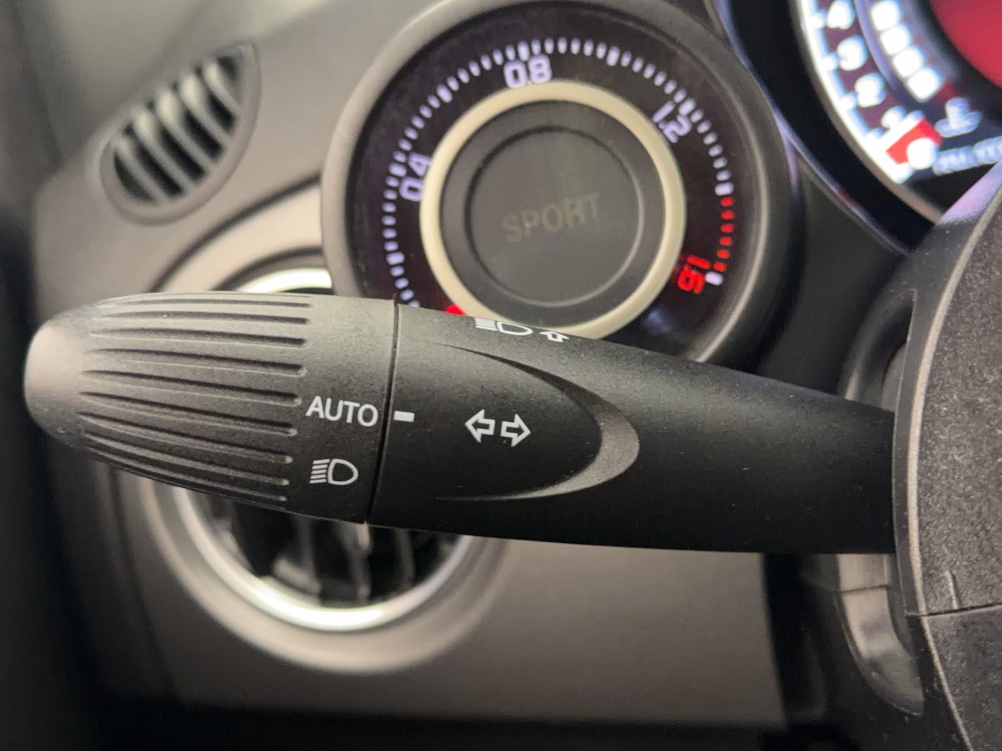 Abarth 595 2019 - miniatyr 12