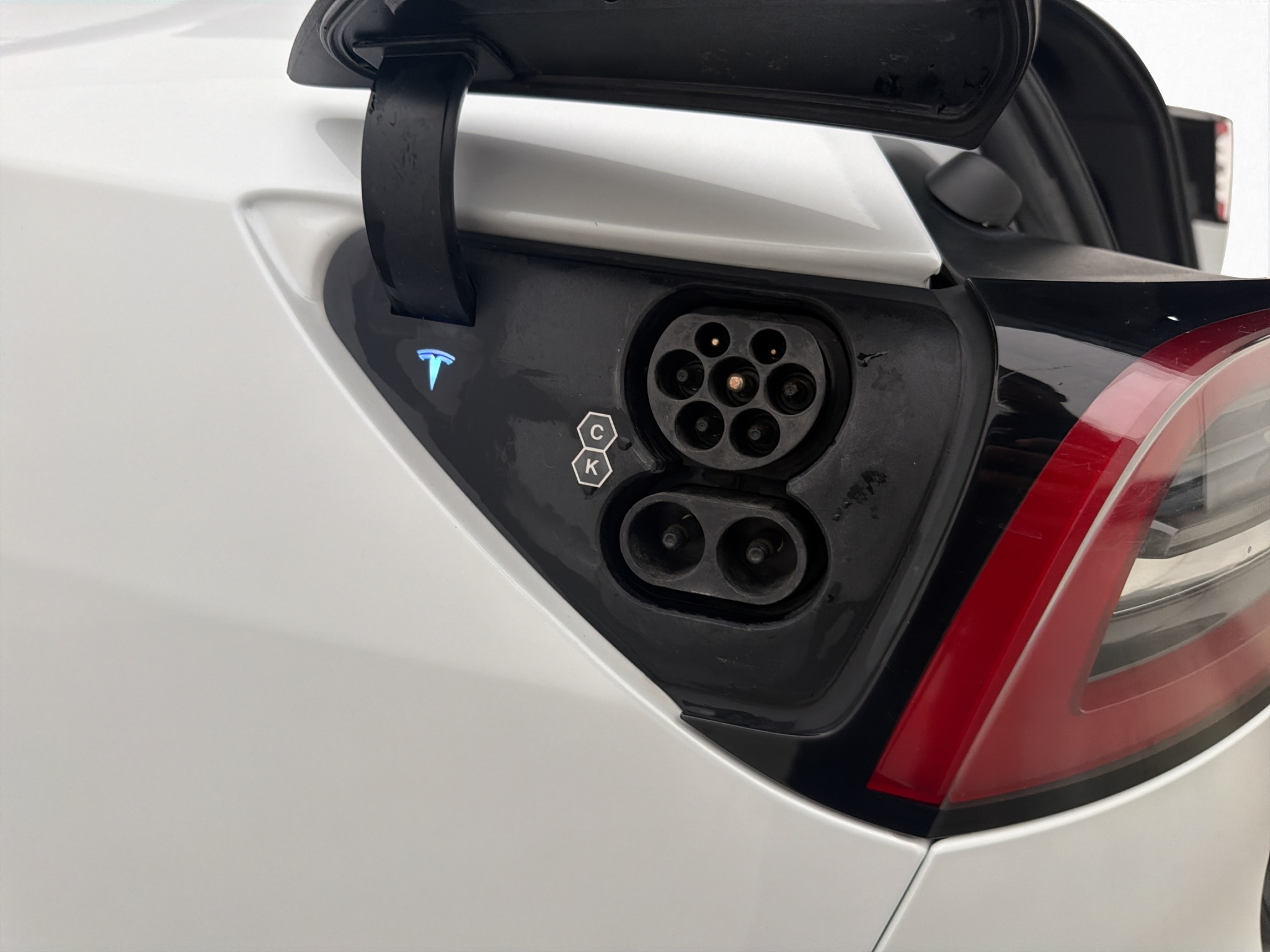Tesla Model Y 2021 - miniatyr 2