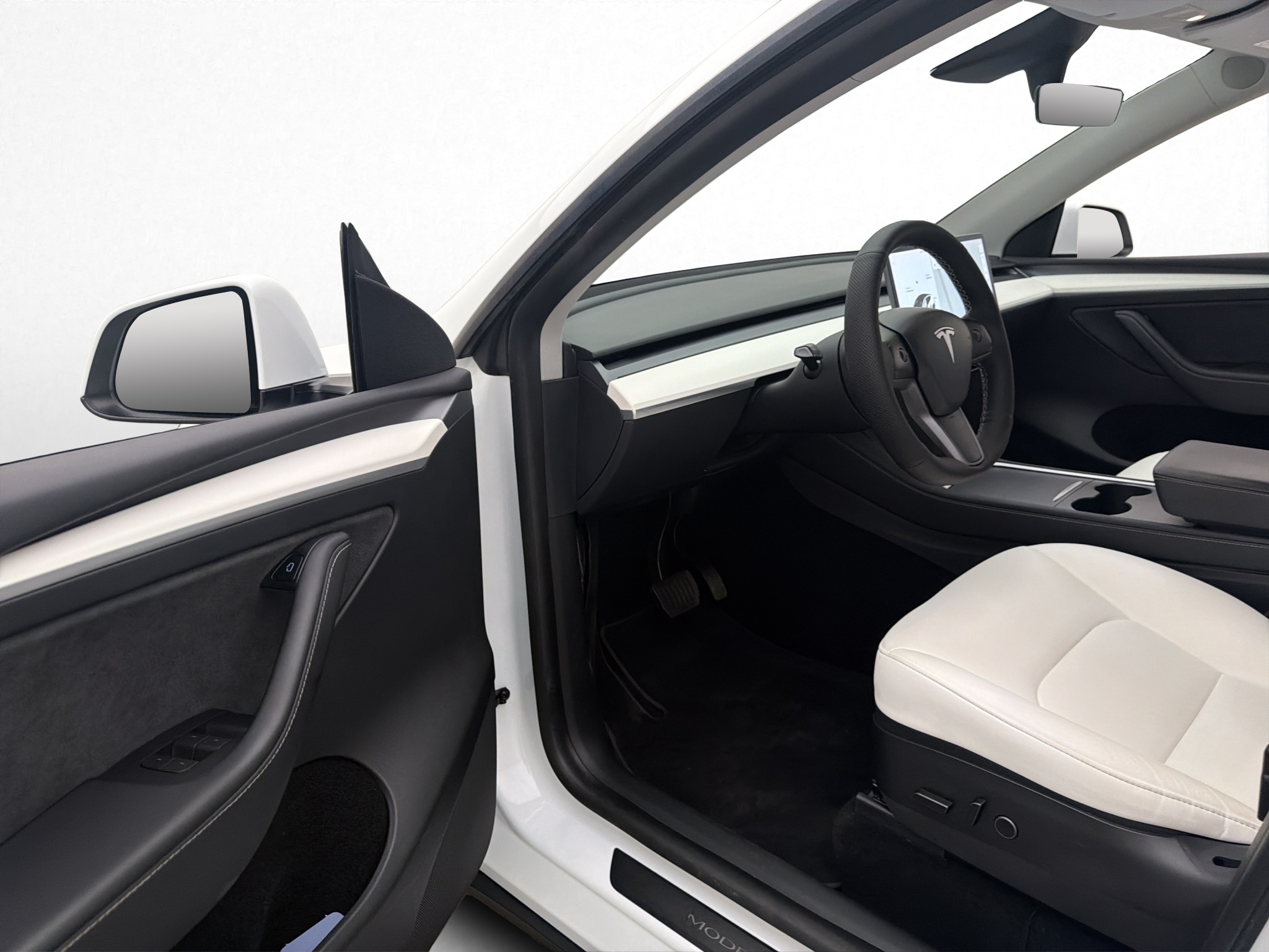 Tesla Model Y 2021 - miniatyr 4