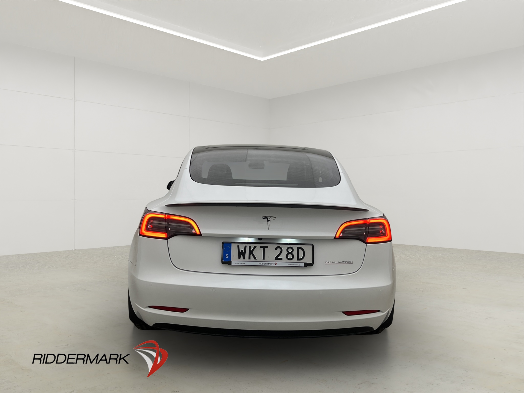 Tesla Model 3 2022 - miniatyr 11