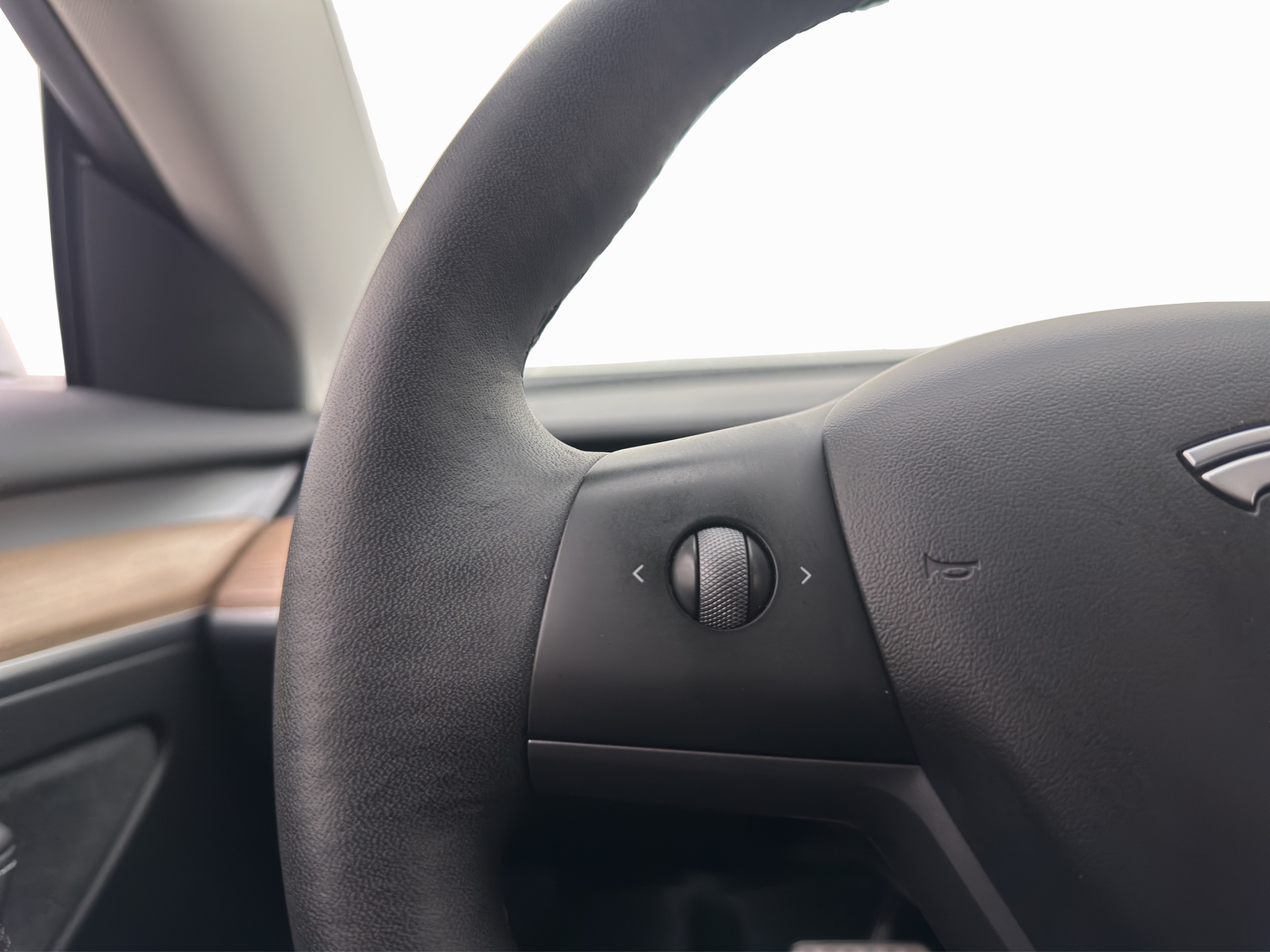 Tesla Model 3 2022 - miniatyr 12