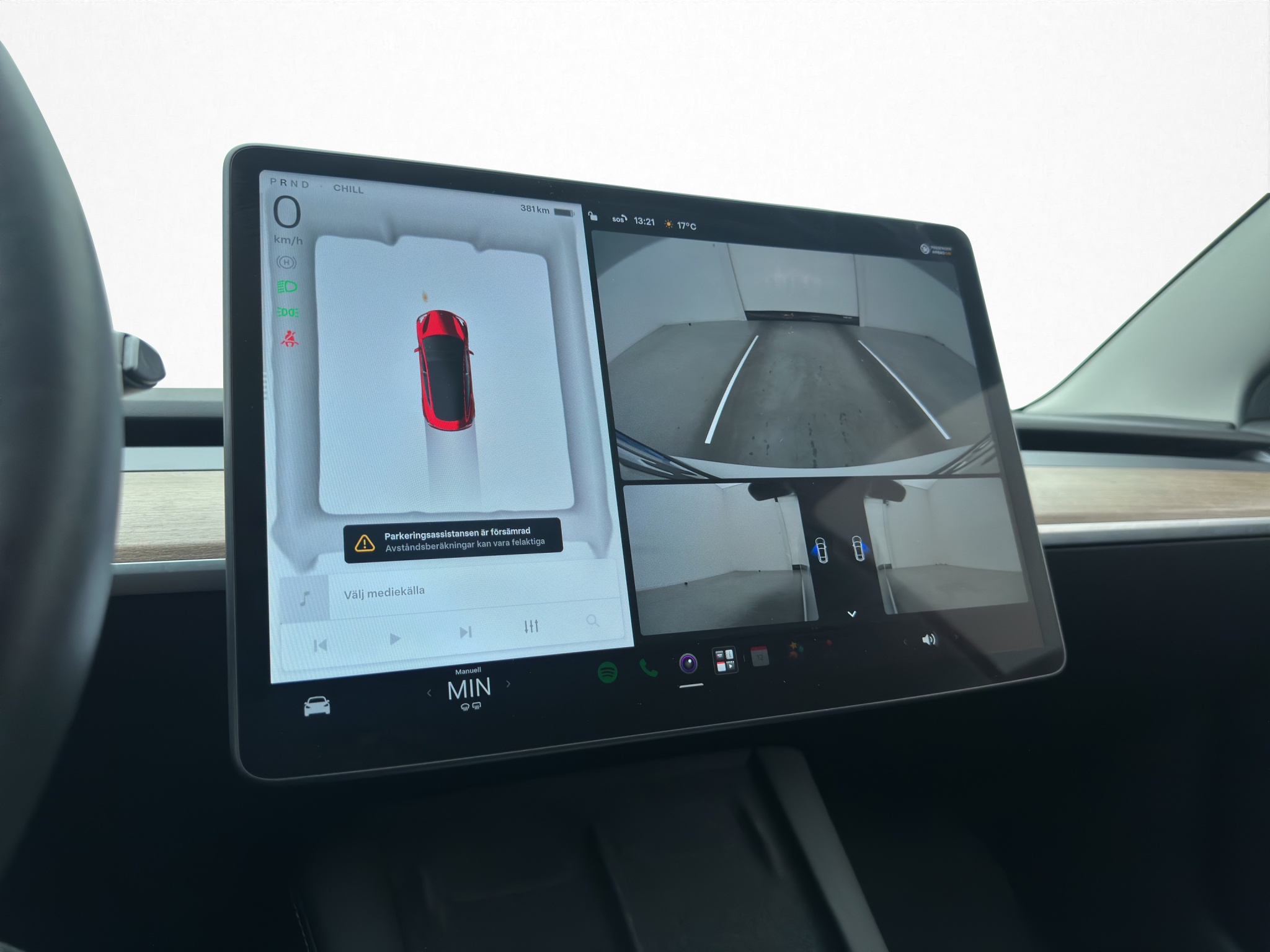 Tesla Model 3 2022 - miniatyr 17