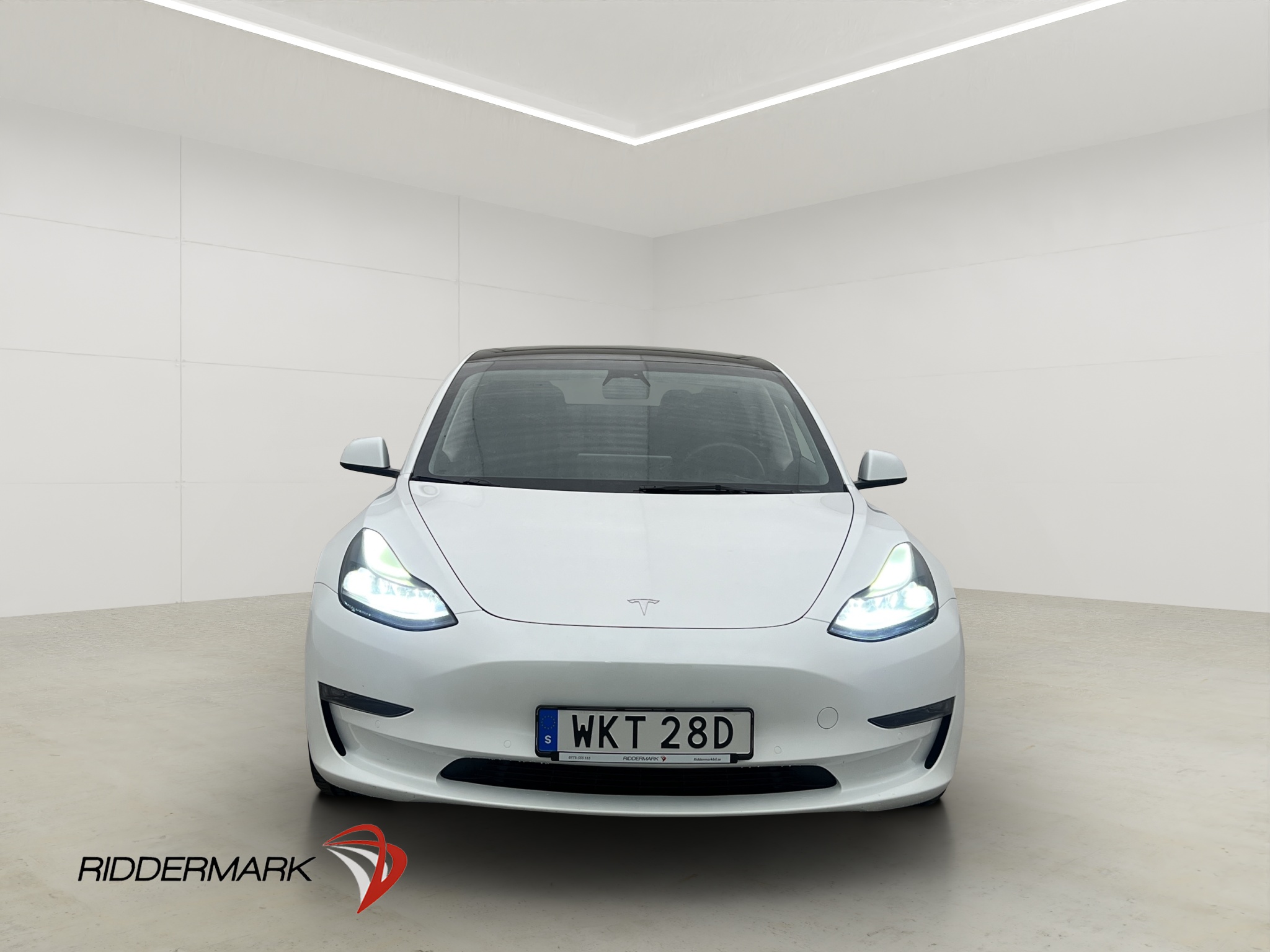 Tesla Model 3 2022 - miniatyr 3
