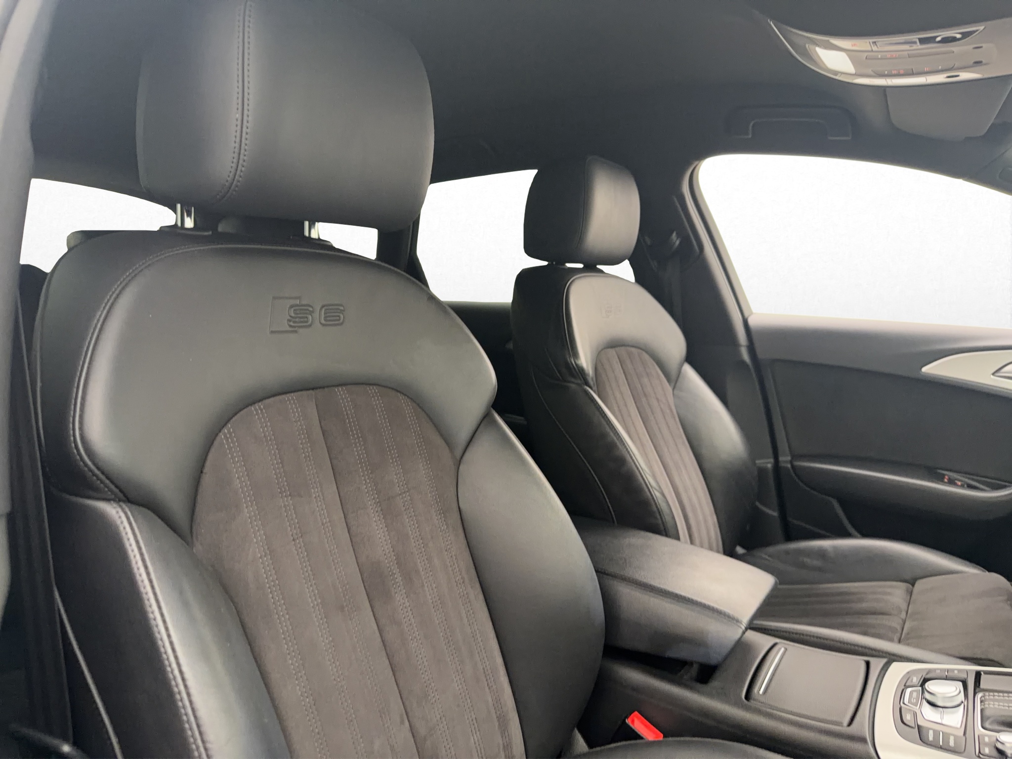 Audi S6 2018 - miniatyr 26