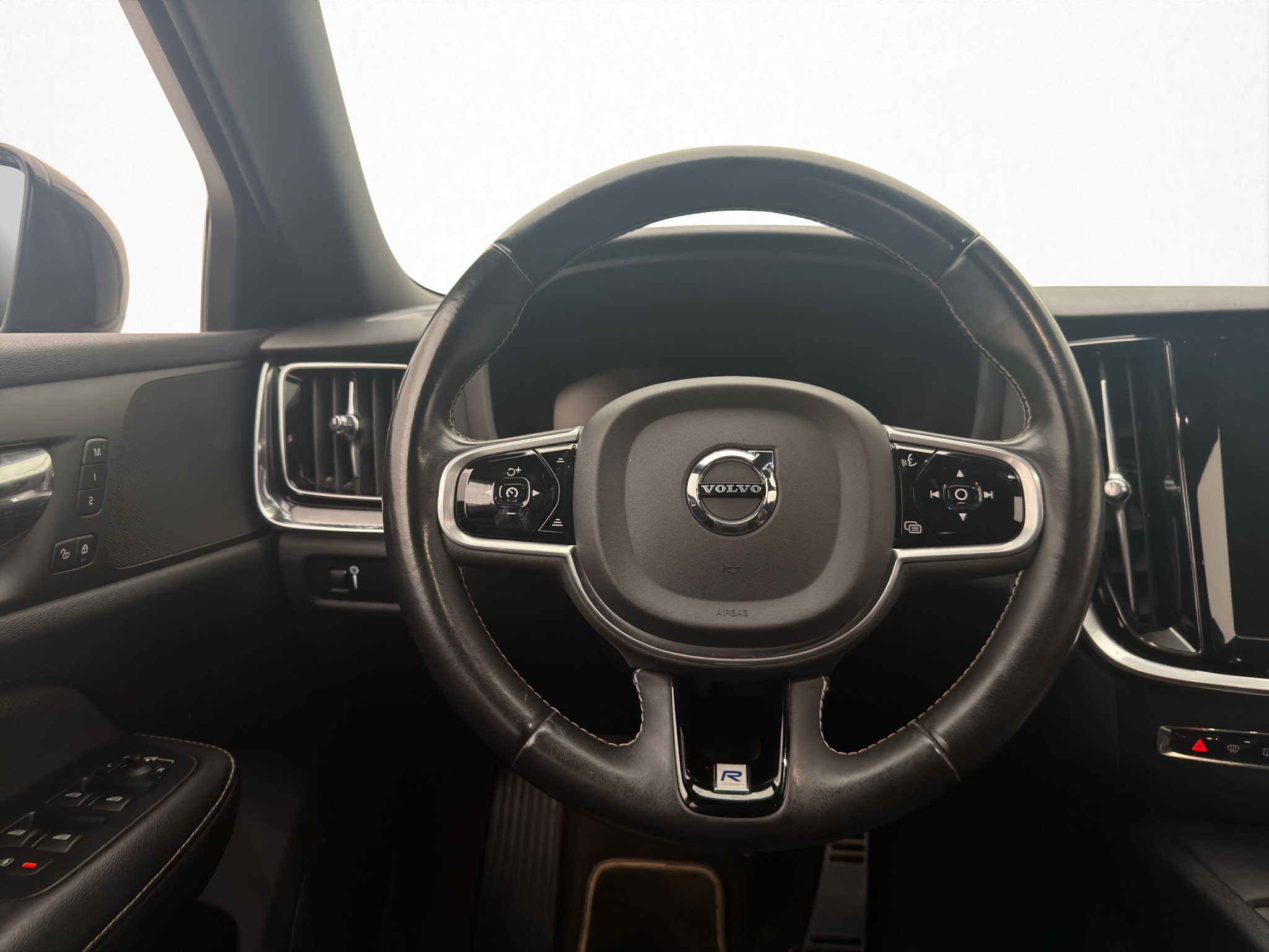 Volvo V60 2020 - miniatyr 10