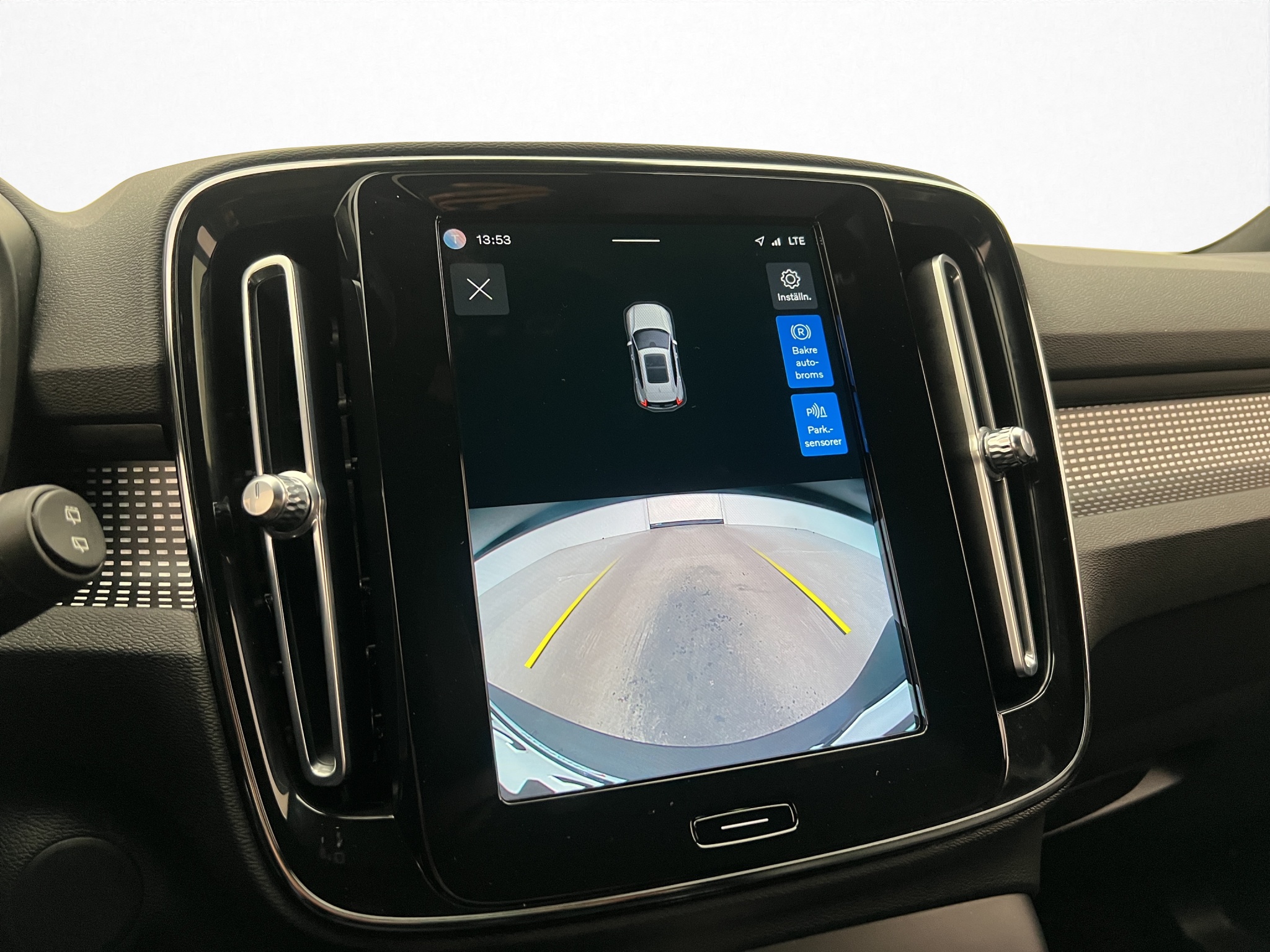 Volvo XC40 2021 - miniatyr 14