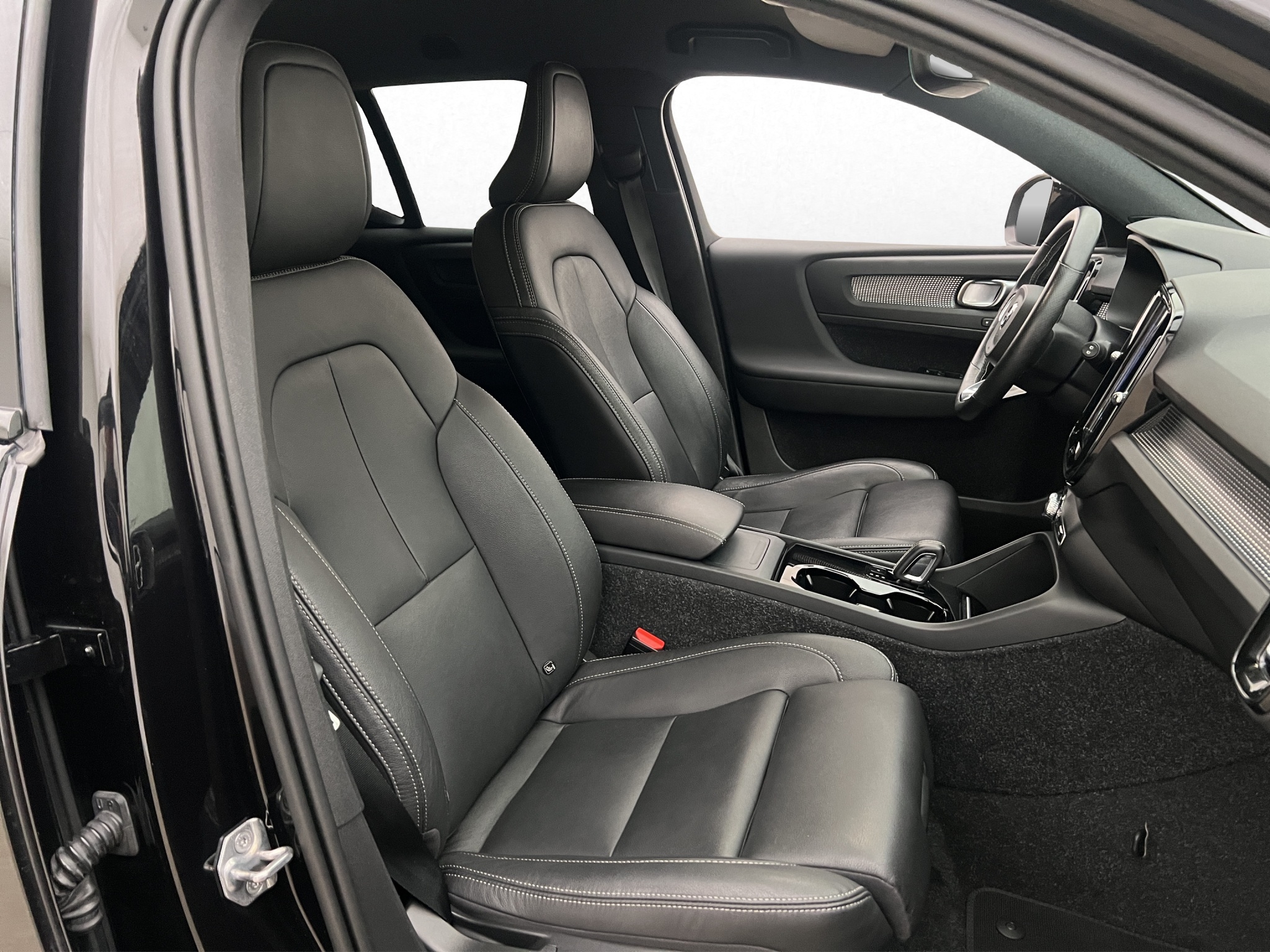 Volvo XC40 2021 - miniatyr 22