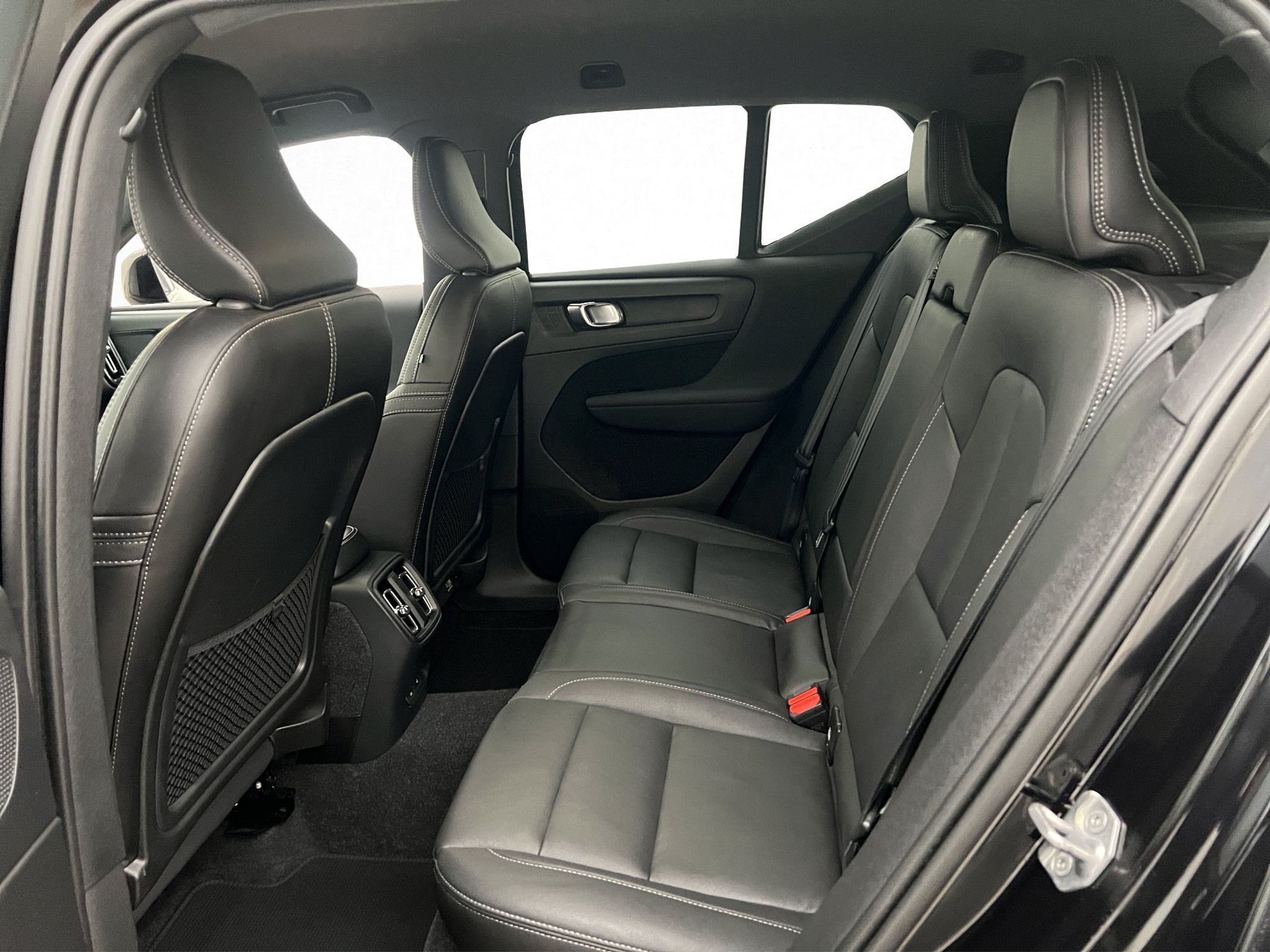 Volvo XC40 2021 - miniatyr 23