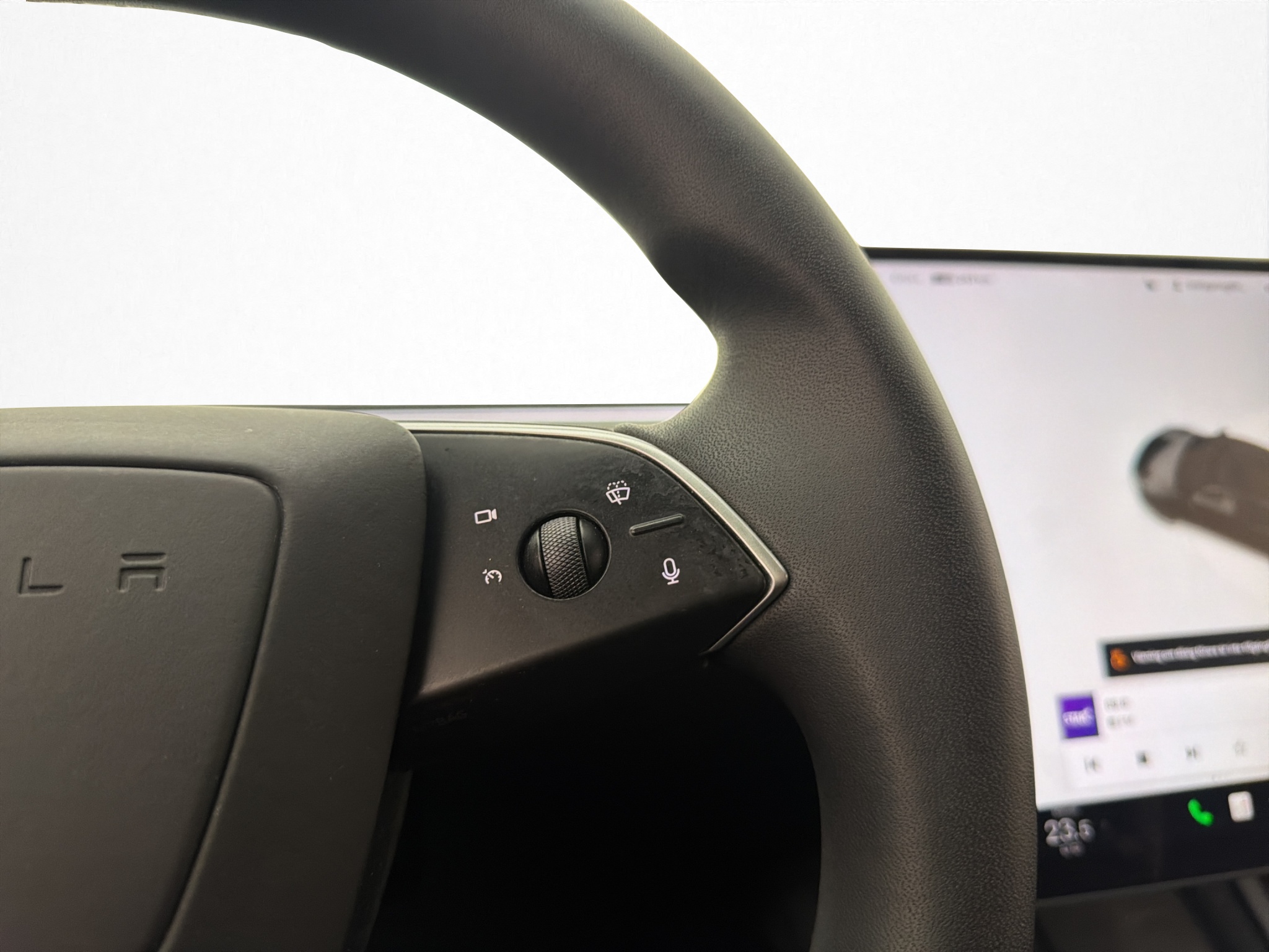 Tesla Model 3 2024 - miniatyr 14