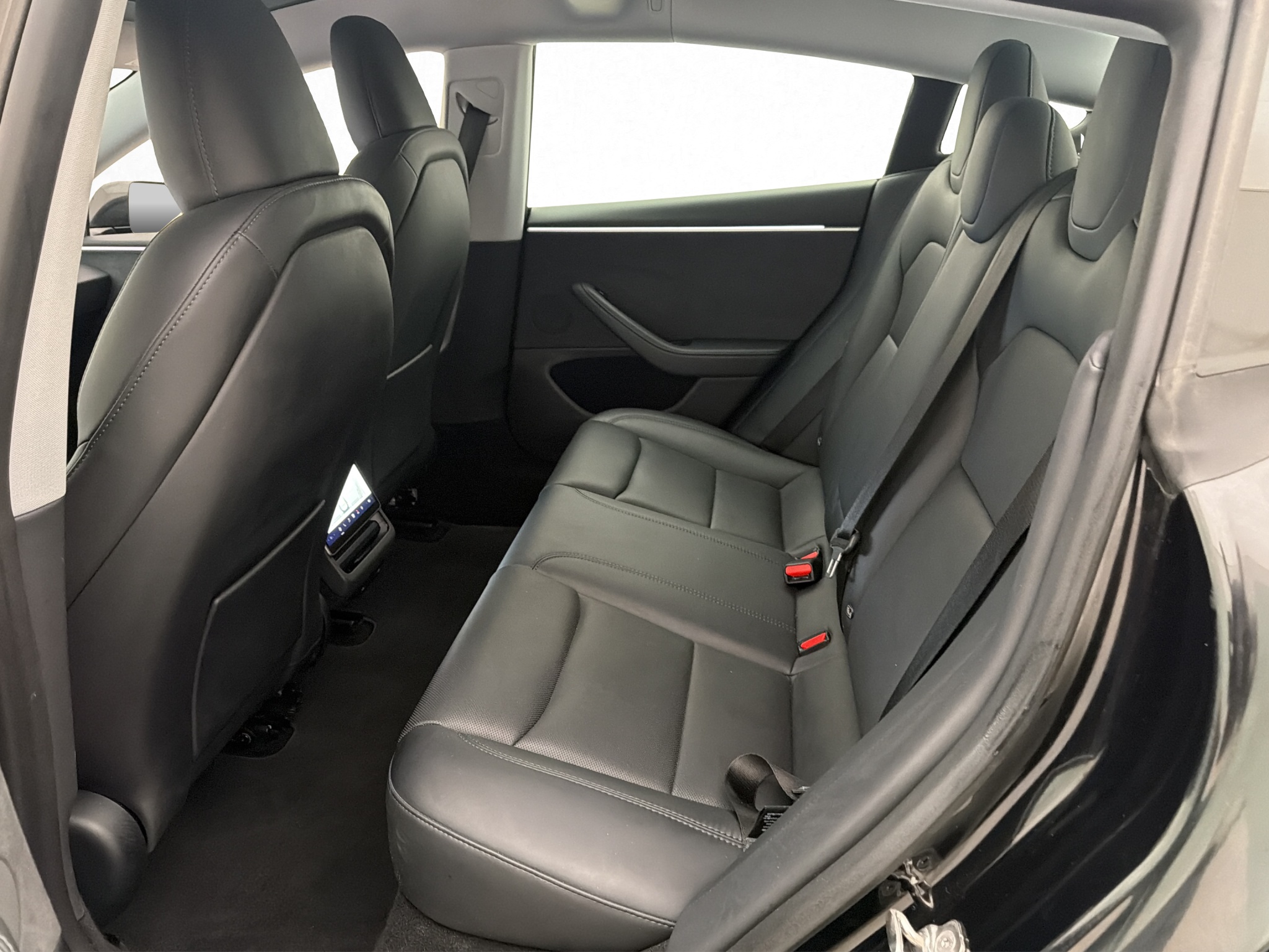 Tesla Model 3 2024 - miniatyr 28
