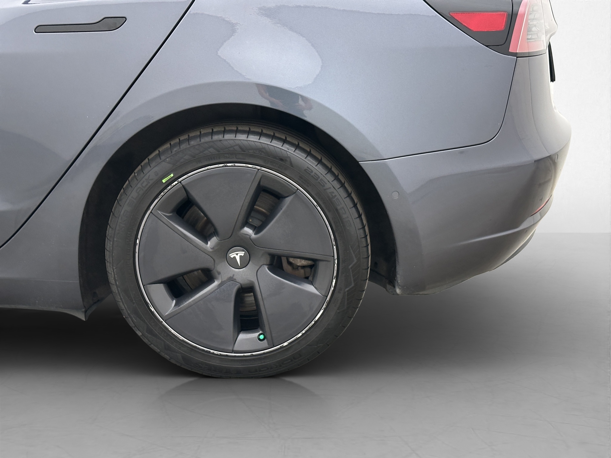 Tesla Model 3 2021 - miniatyr 30