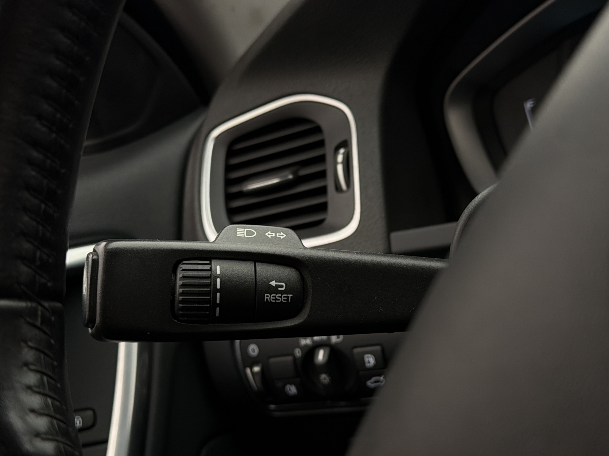 Volvo V60 2016 - miniatyr 10