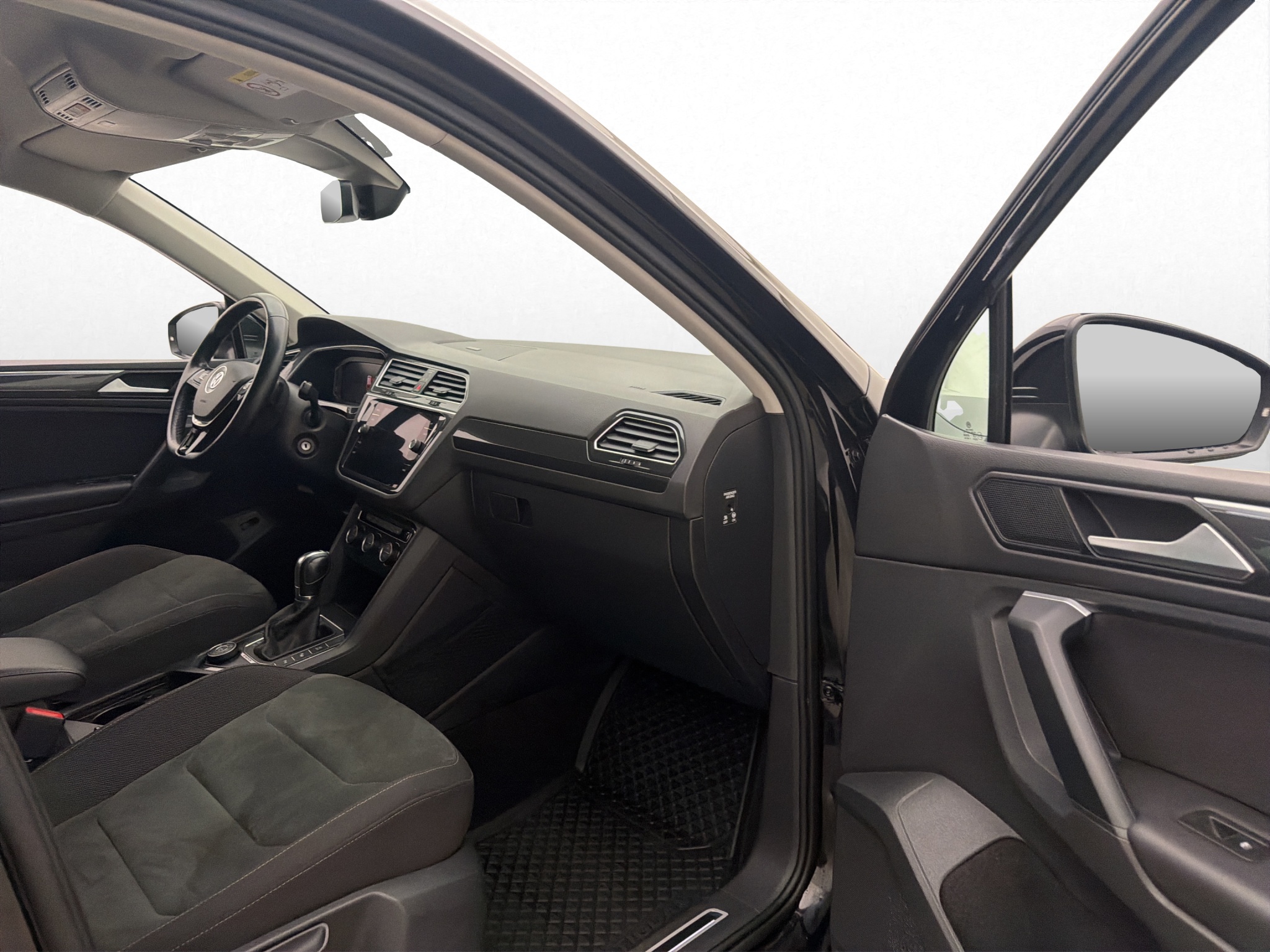 Volkswagen Tiguan 2019 - miniatyr 23