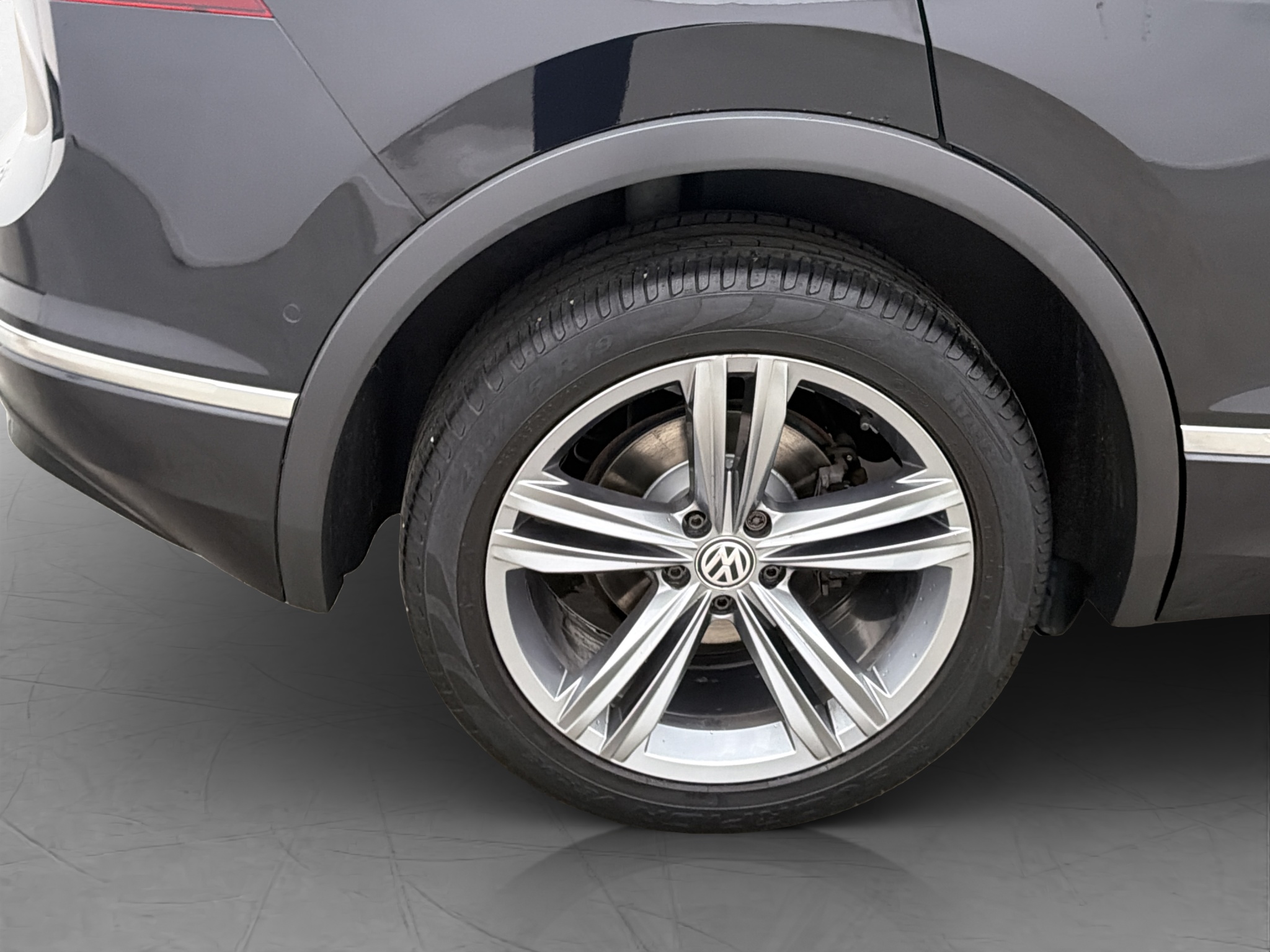 Volkswagen Tiguan 2019 - miniatyr 28