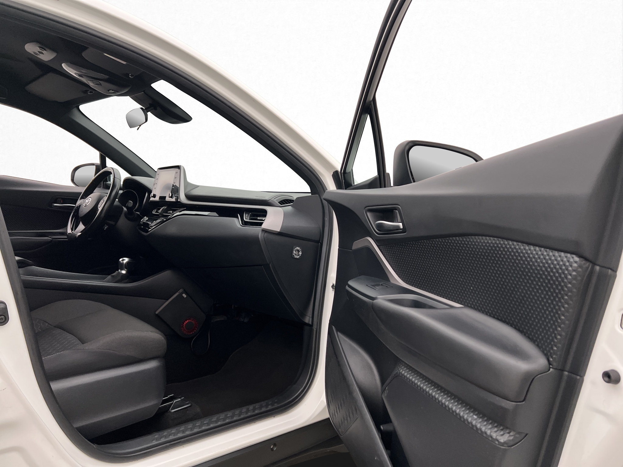 Toyota C-HR 2021 - miniatyr 24