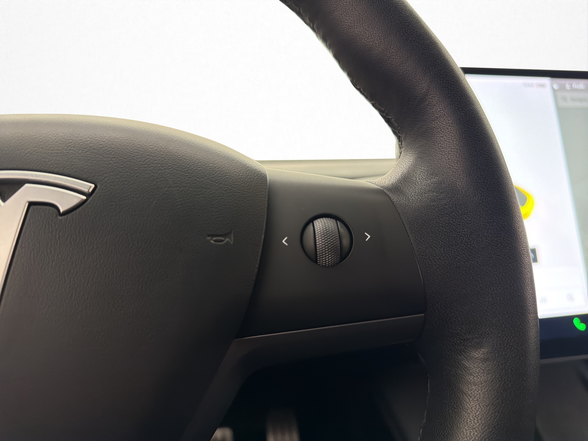 Tesla Model 3 2021 - miniatyr 14