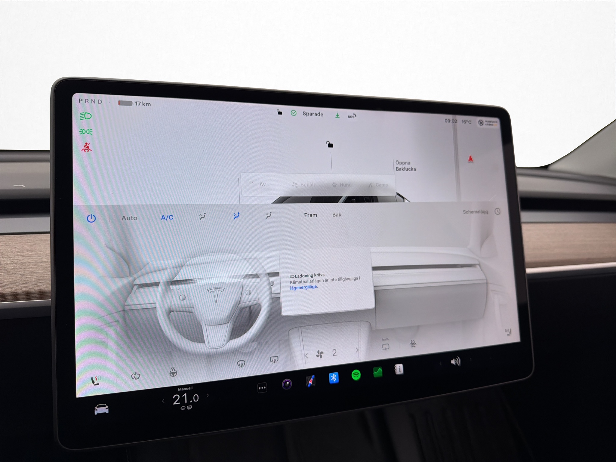 Tesla Model Y 2024 - miniatyr 19