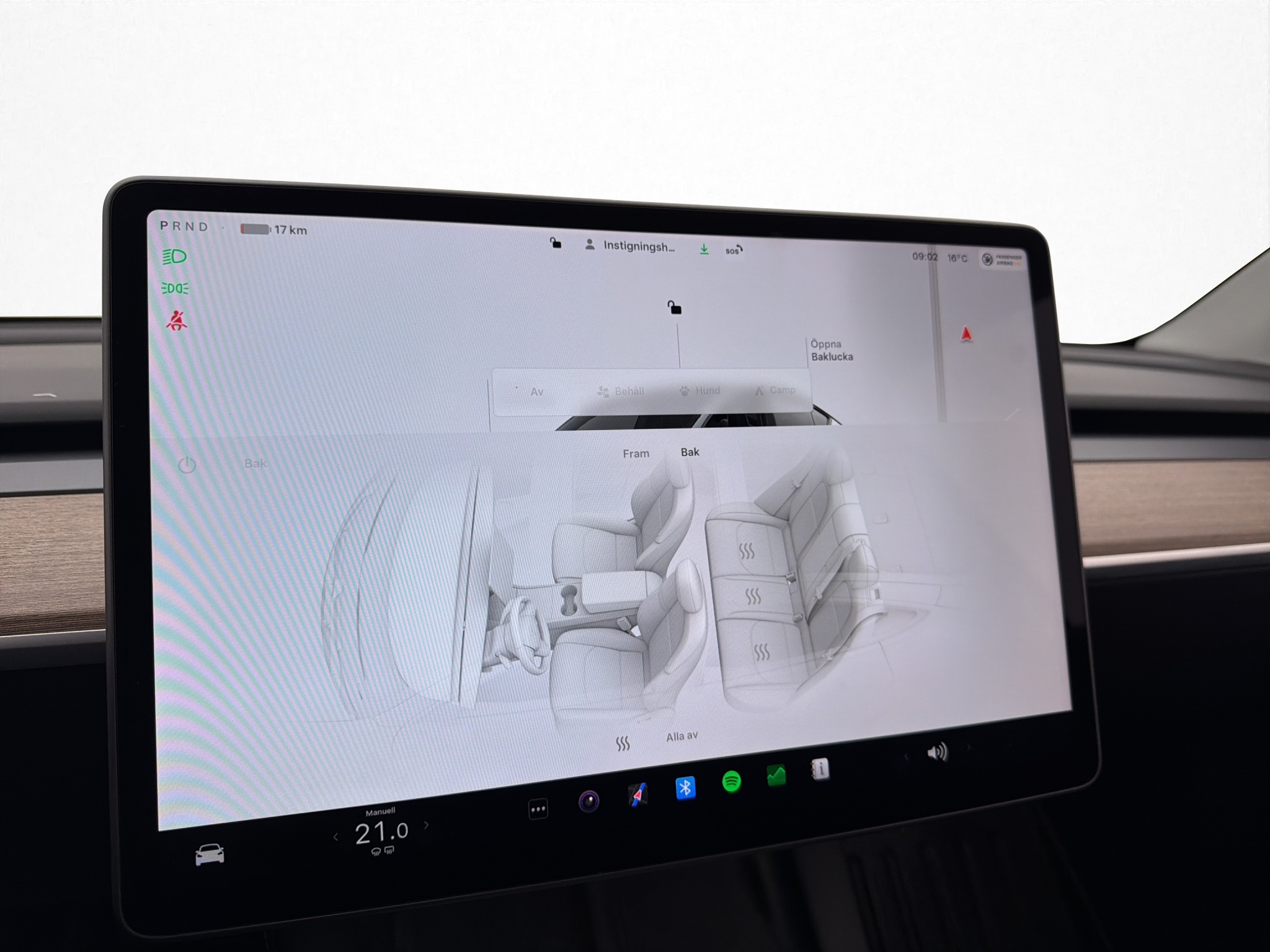 Tesla Model Y 2024 - miniatyr 20